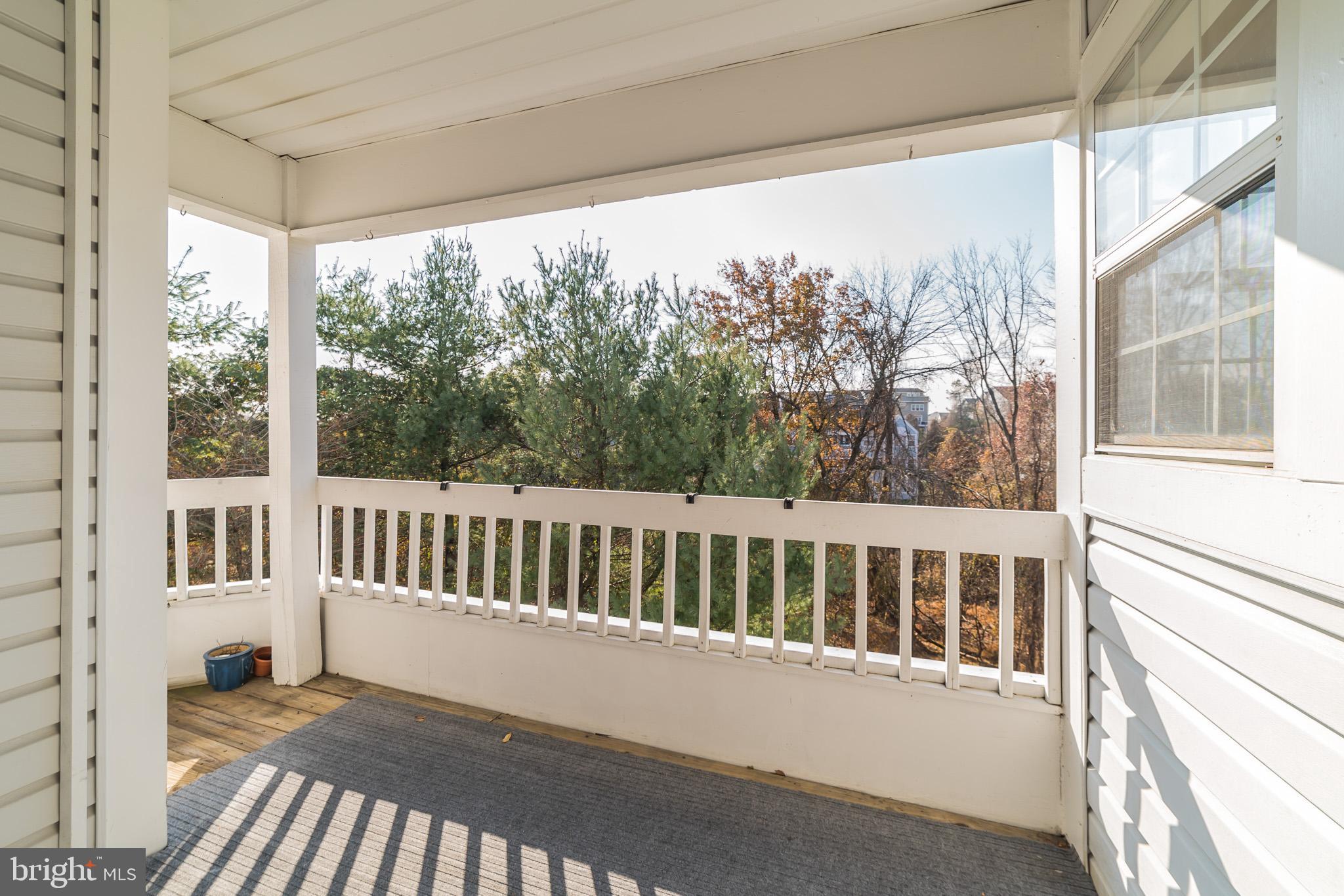 MONTGOMERY RUN - Residential Lease