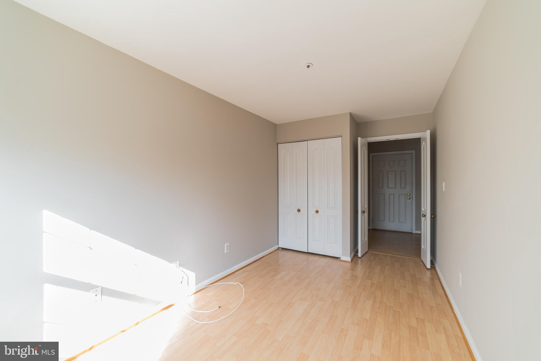 MONTGOMERY RUN - Residential Lease