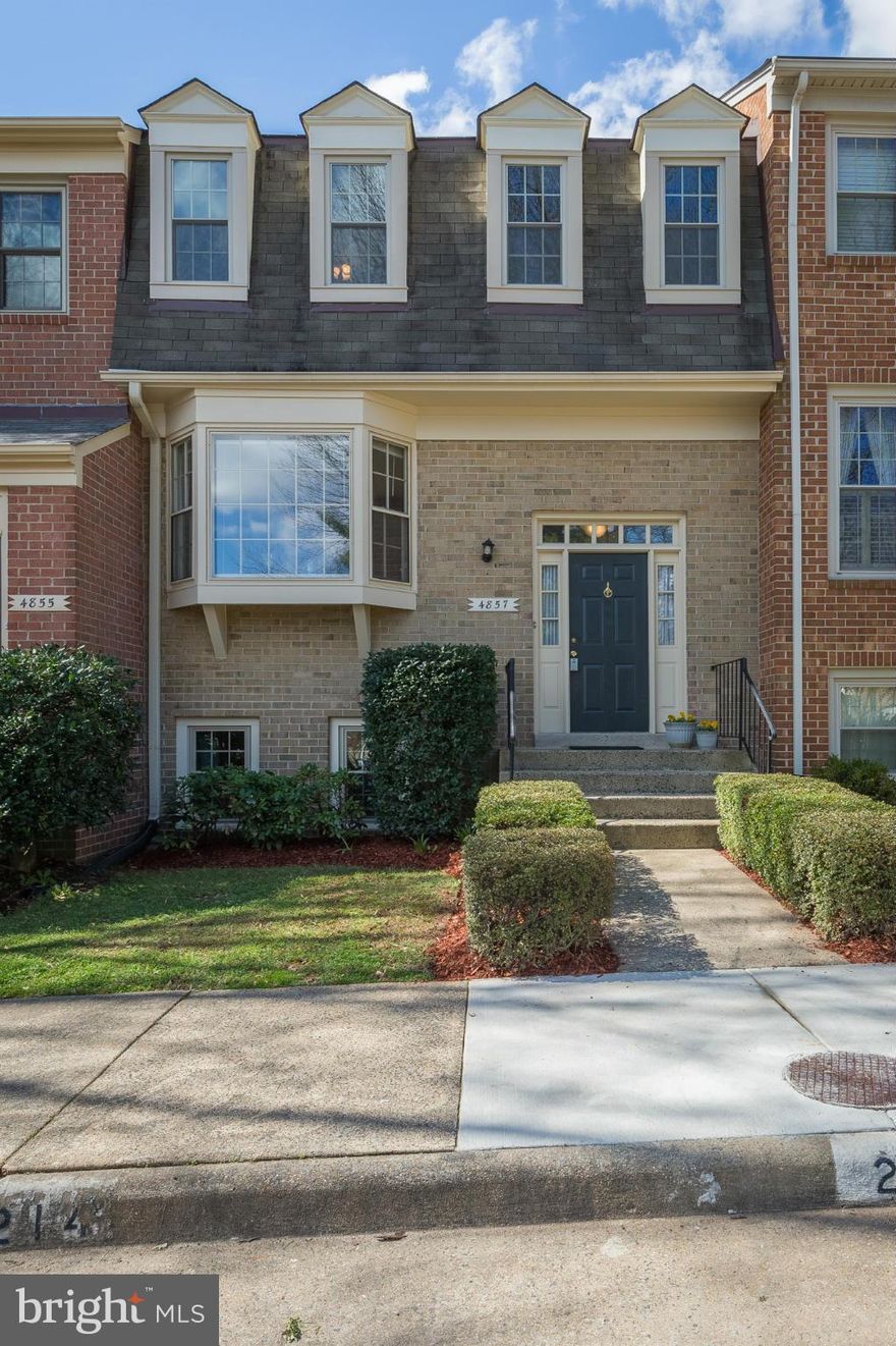 Plenty of sunshine in this stunning 3 level, 3 bedroom, 3 1/2 bath townhome just minutes away from the EagleBank Arena and GMU. Open floor plan, newly updated kitchen with breakfast room, separate dining room, gleaming hardwoods on main level, MBR with sitting room, huge basement with wood burning fireplace! Fenced back yard. Move right in! Must see! A great place to call "Home". Won't last long!