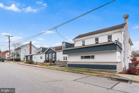 676 W MARKET STREET MARIETTA PA 17547