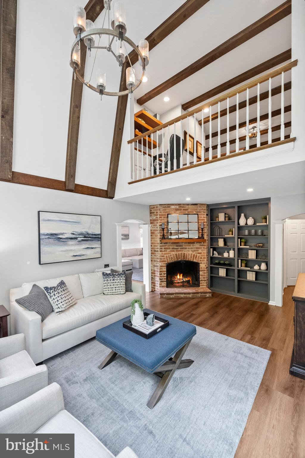 THE WOODS - Residential