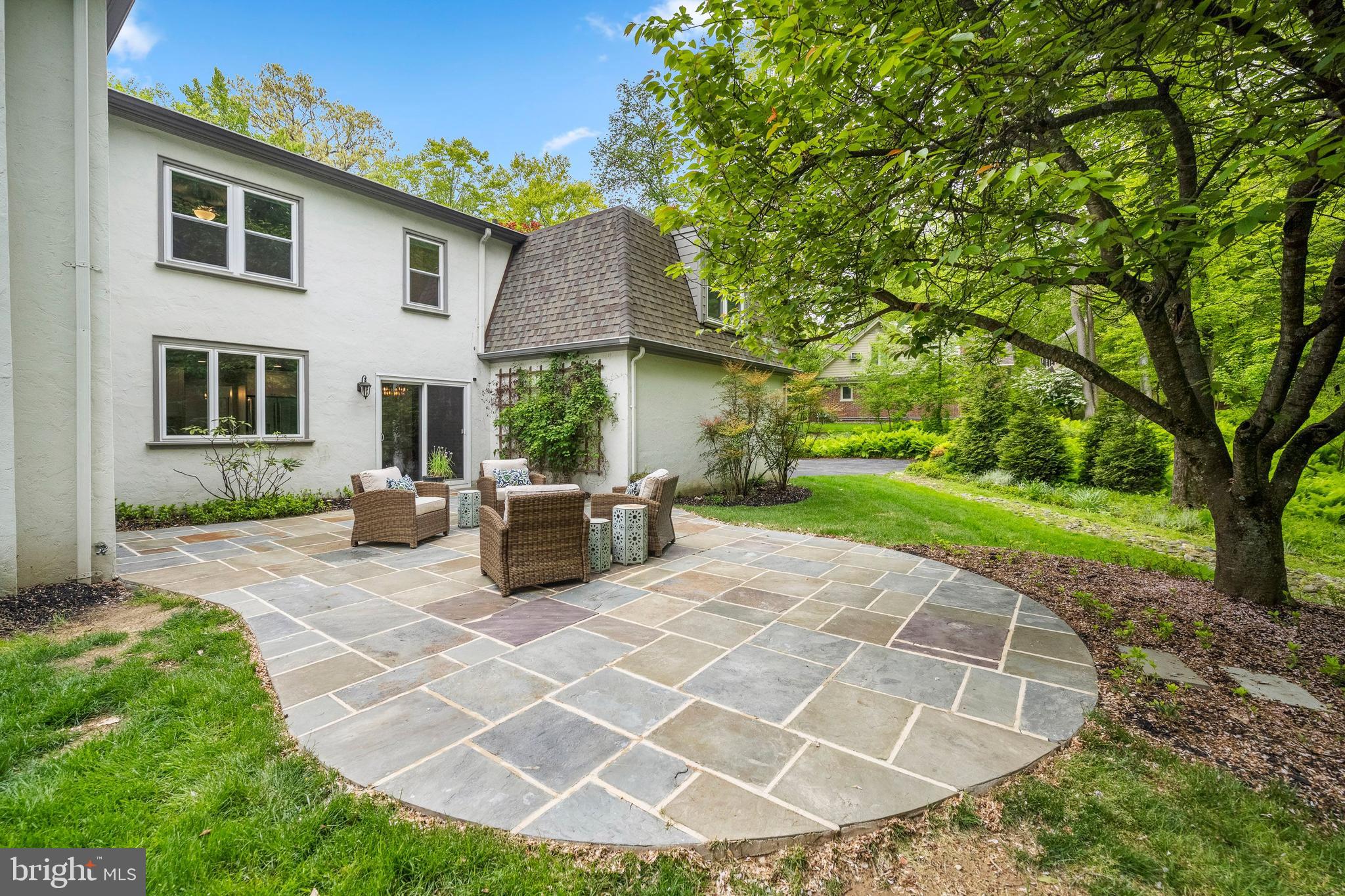 THE WOODS - Residential