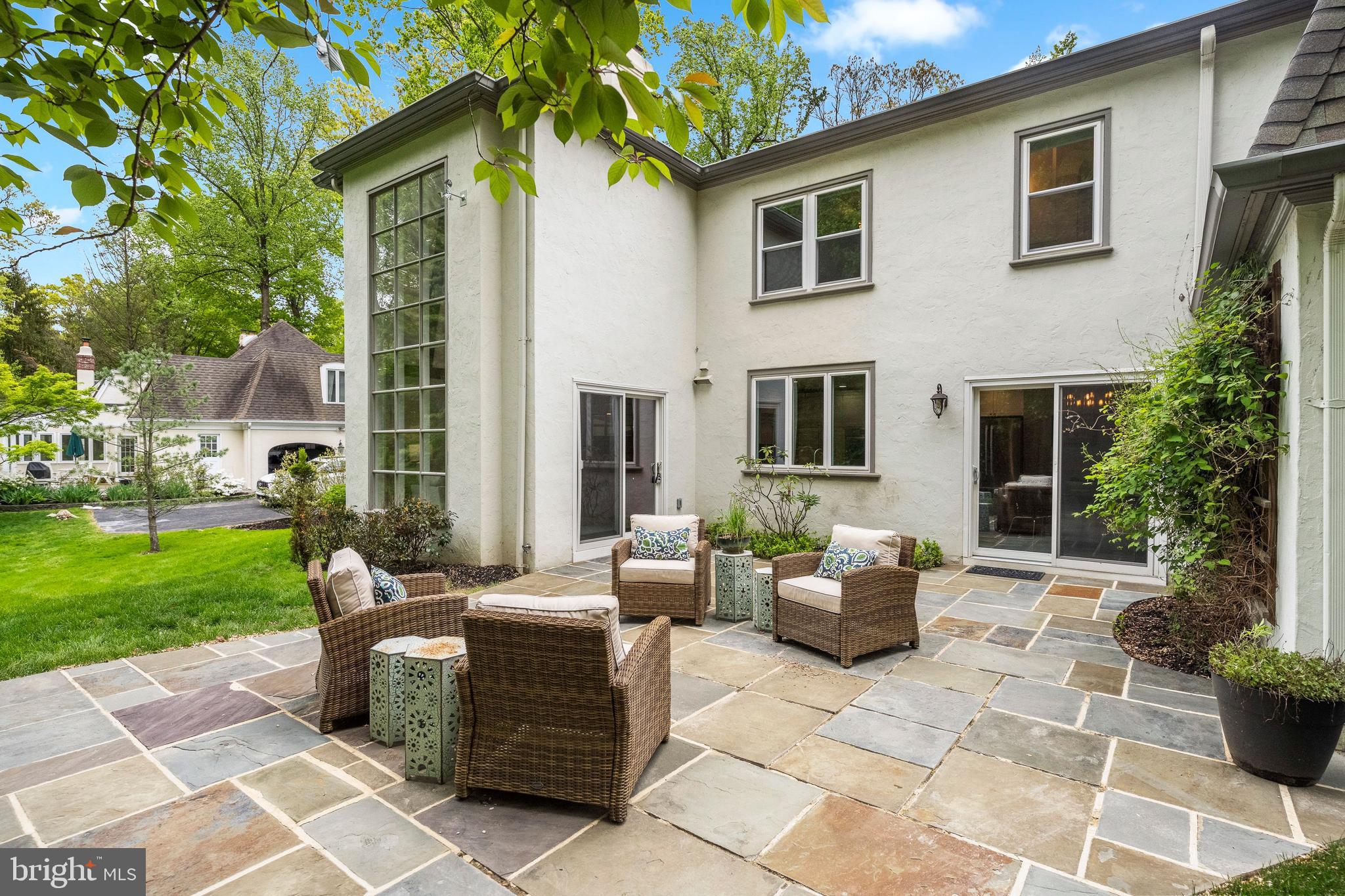 THE WOODS - Residential