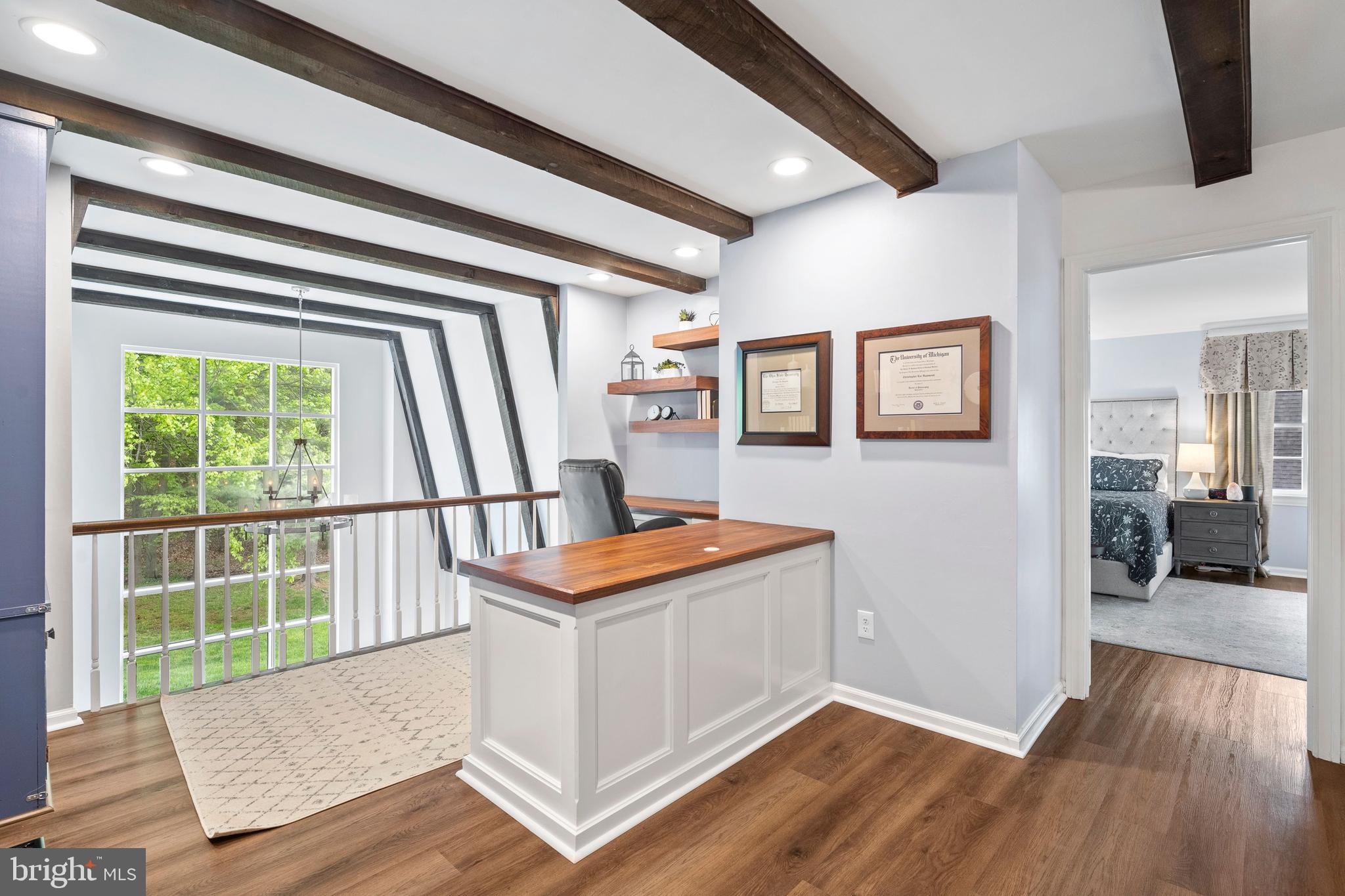 THE WOODS - Residential