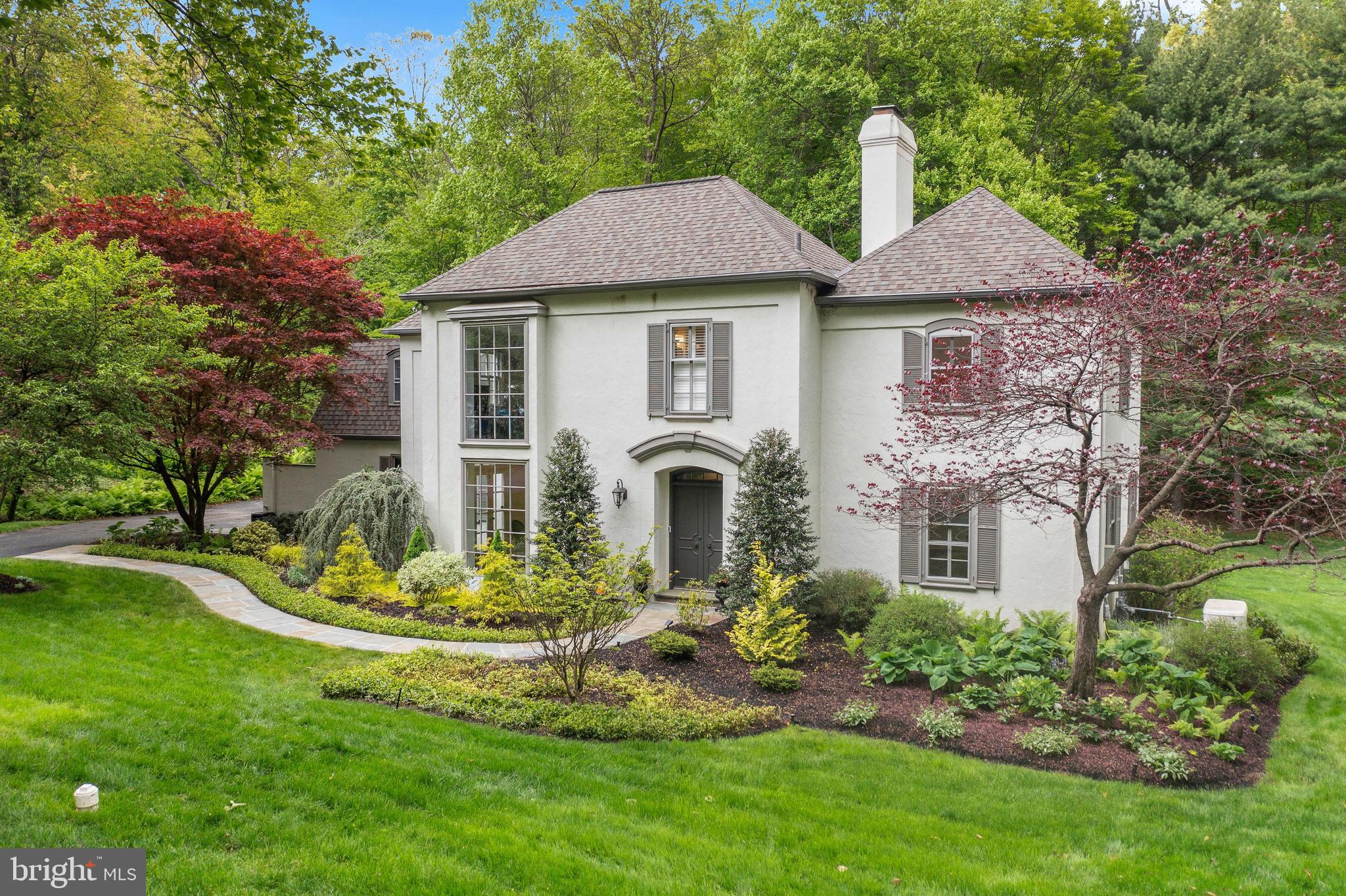 THE WOODS - Residential