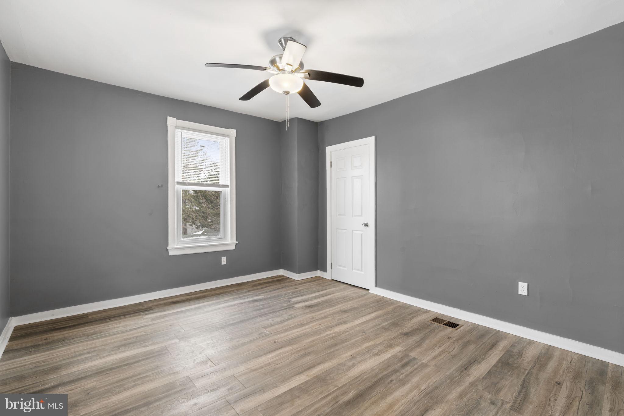 LANSDOWNE - Residential Lease