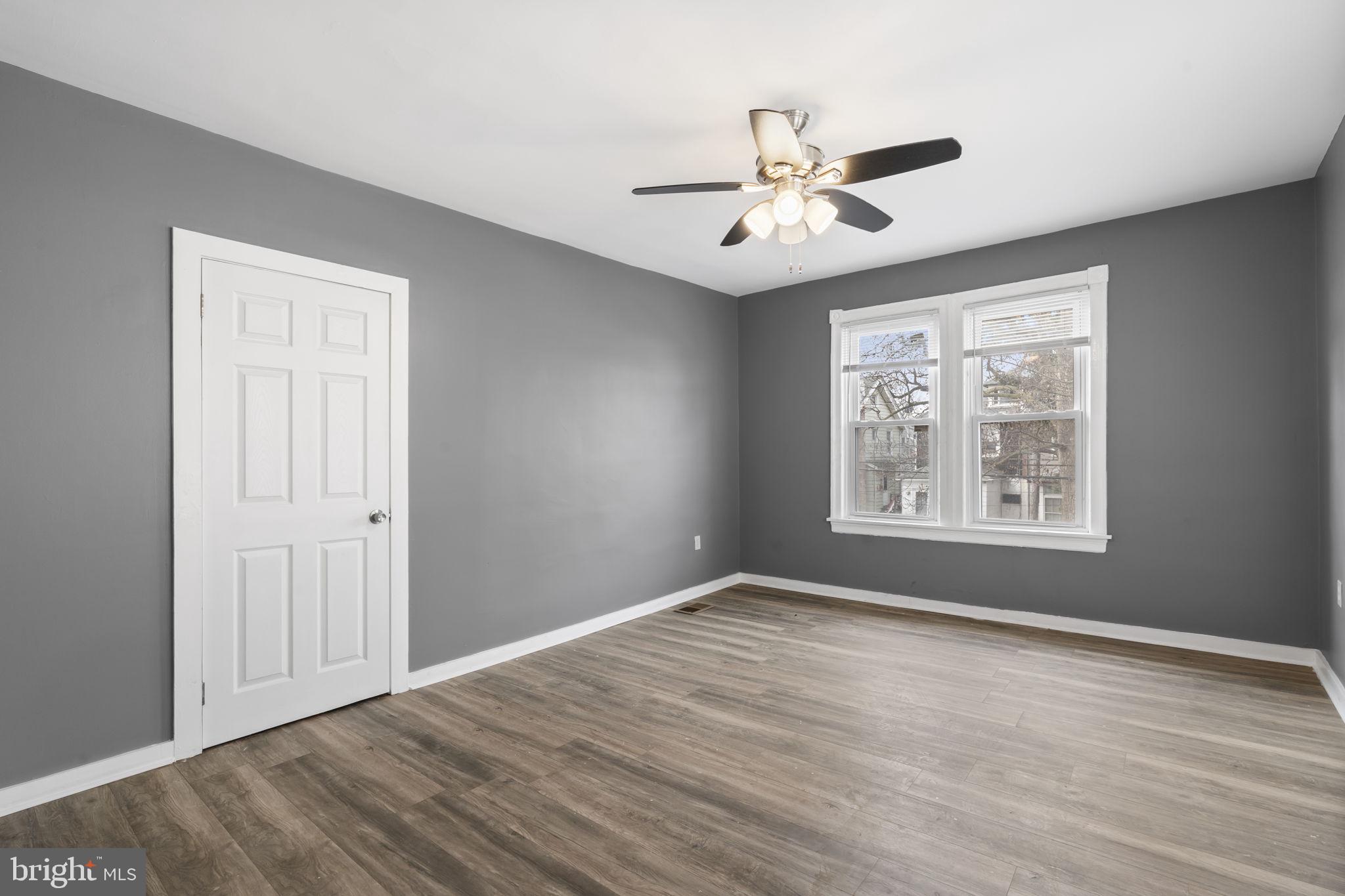 LANSDOWNE - Residential Lease