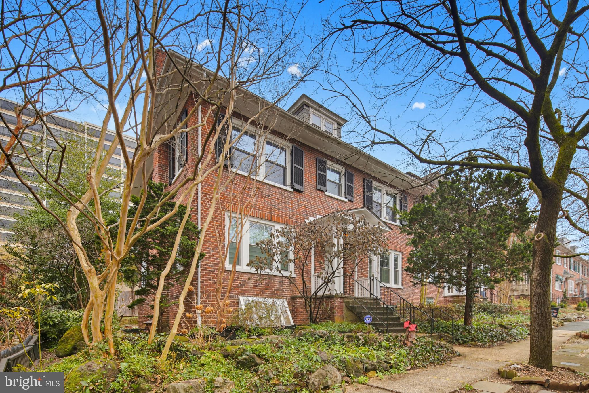 TUSCANY-CANTERBURY - Residential