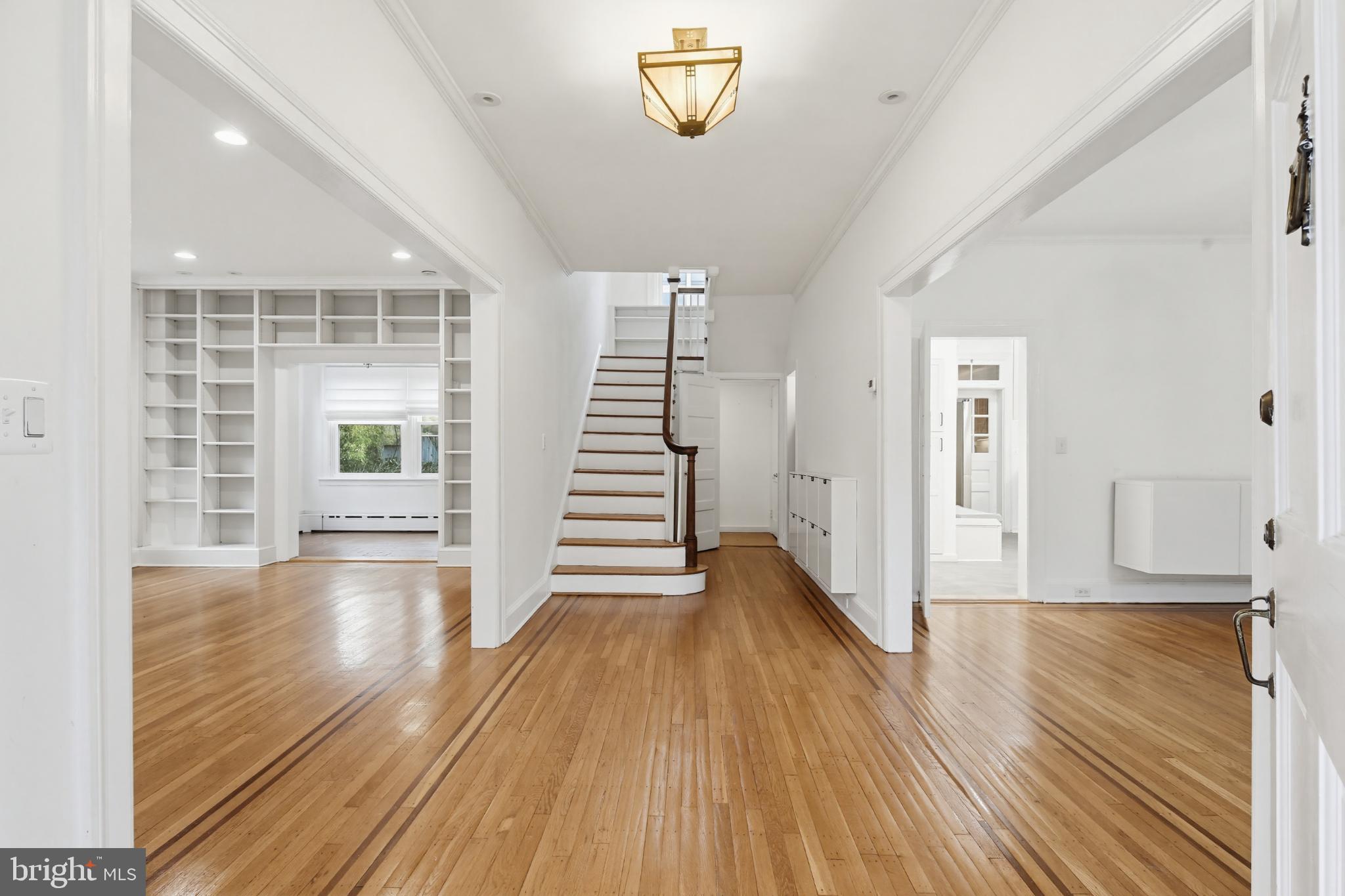 TUSCANY-CANTERBURY - Residential