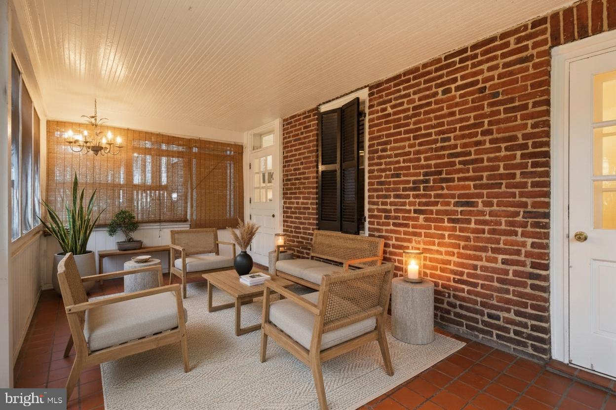 TUSCANY-CANTERBURY - Residential