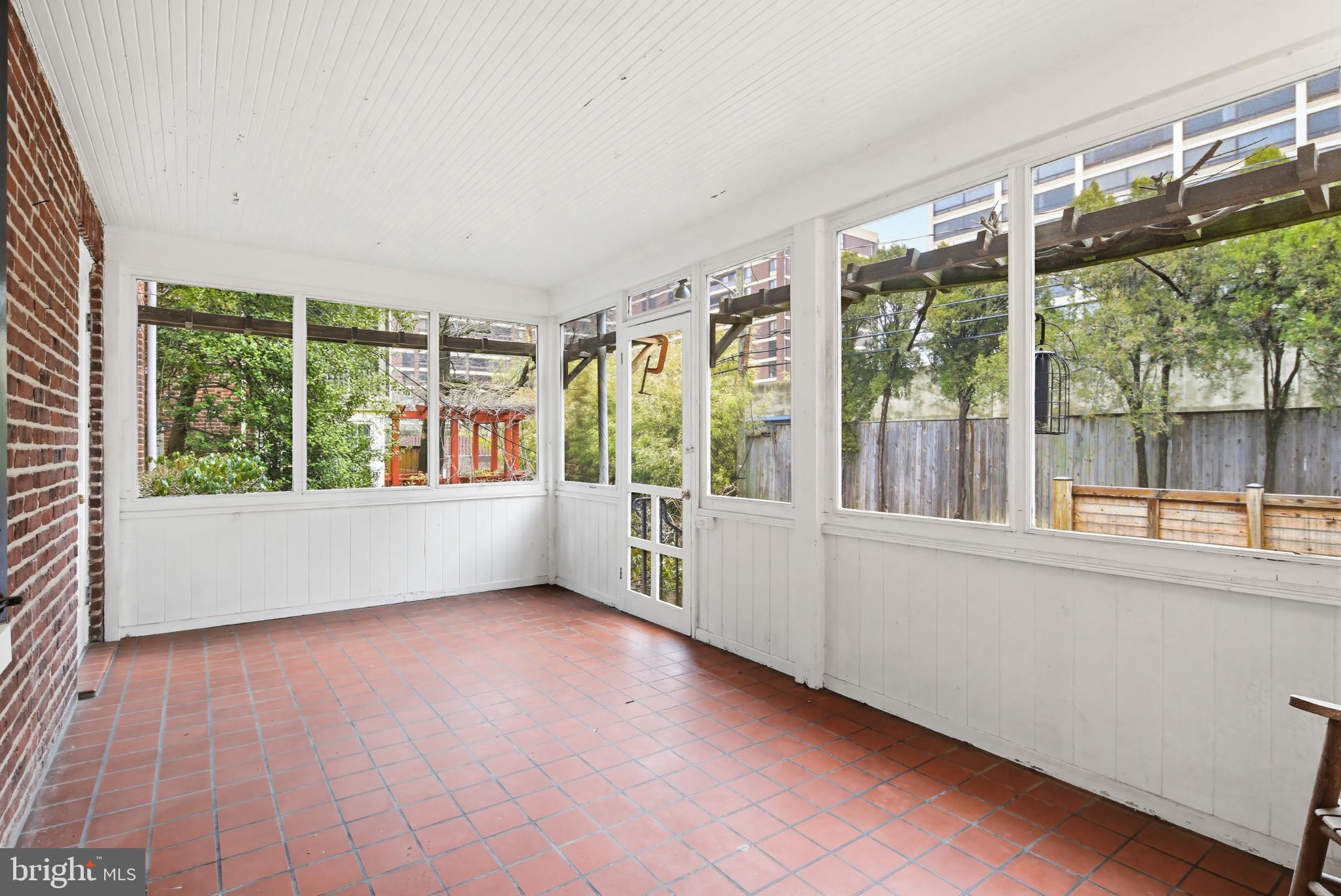 TUSCANY-CANTERBURY - Residential