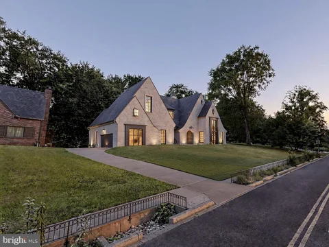 MLS: DCDC2286788