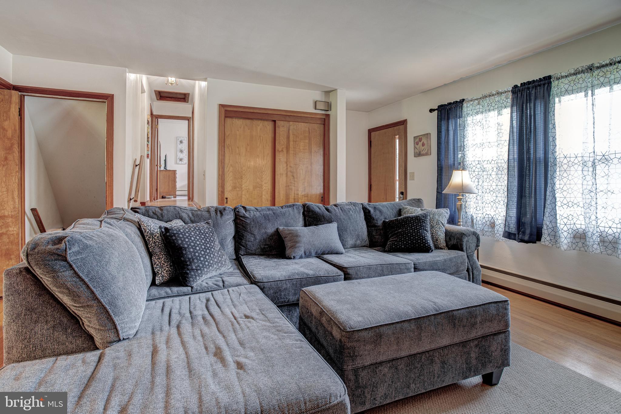 THE HILL - Residential