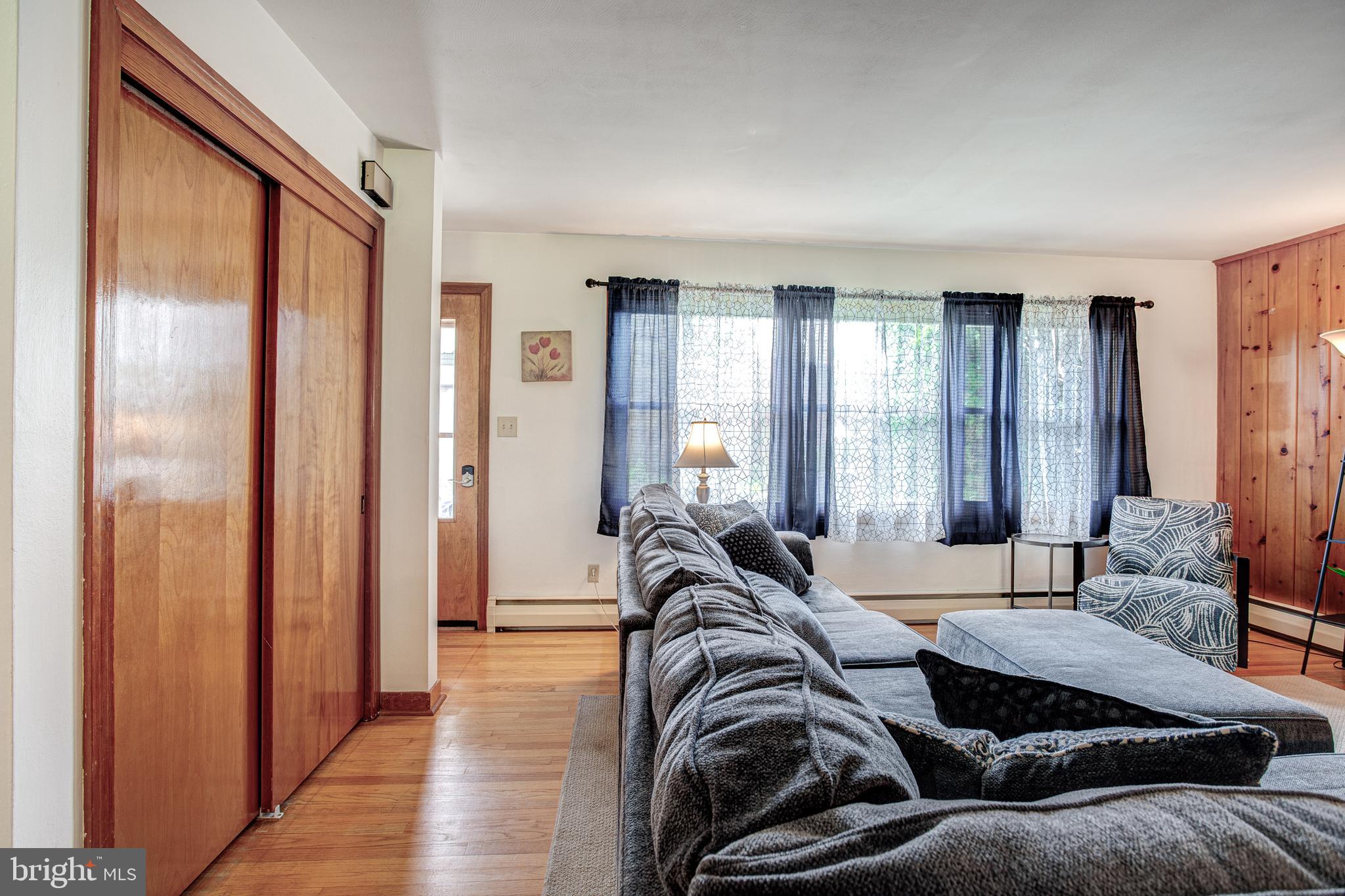 THE HILL - Residential