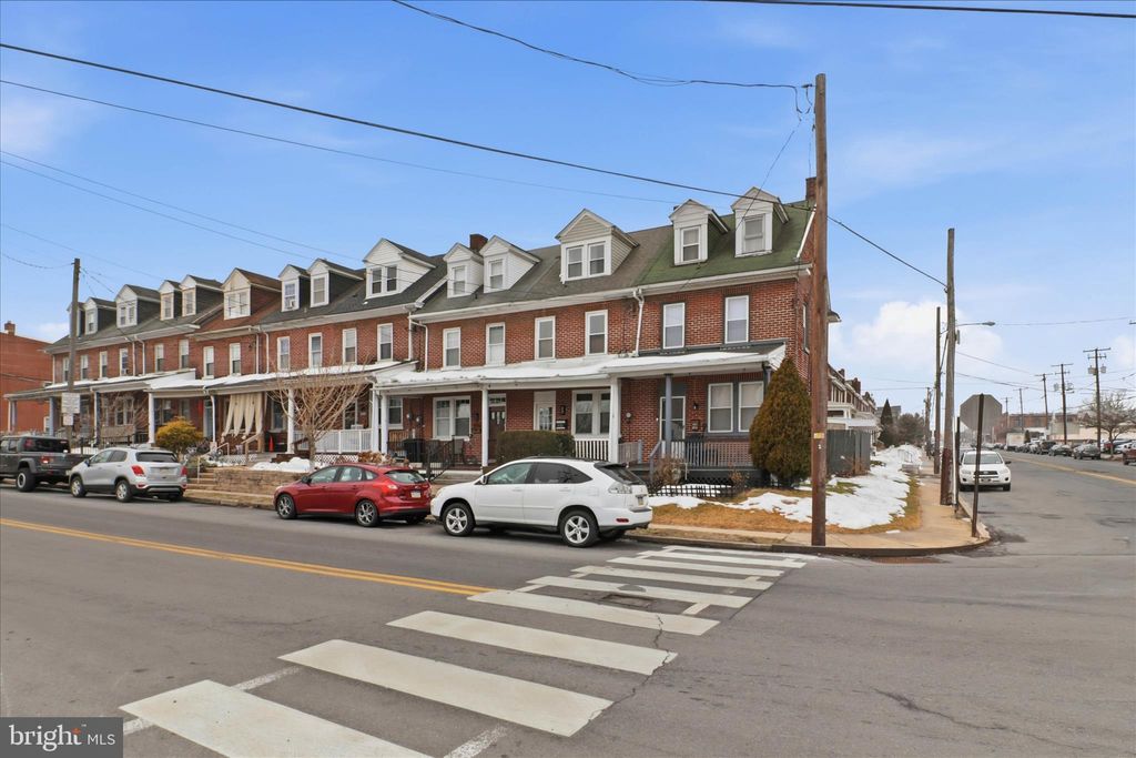 Photo of 932 N Plum Street, LANCASTER, PA 17602 (MLS # PALA2083520)