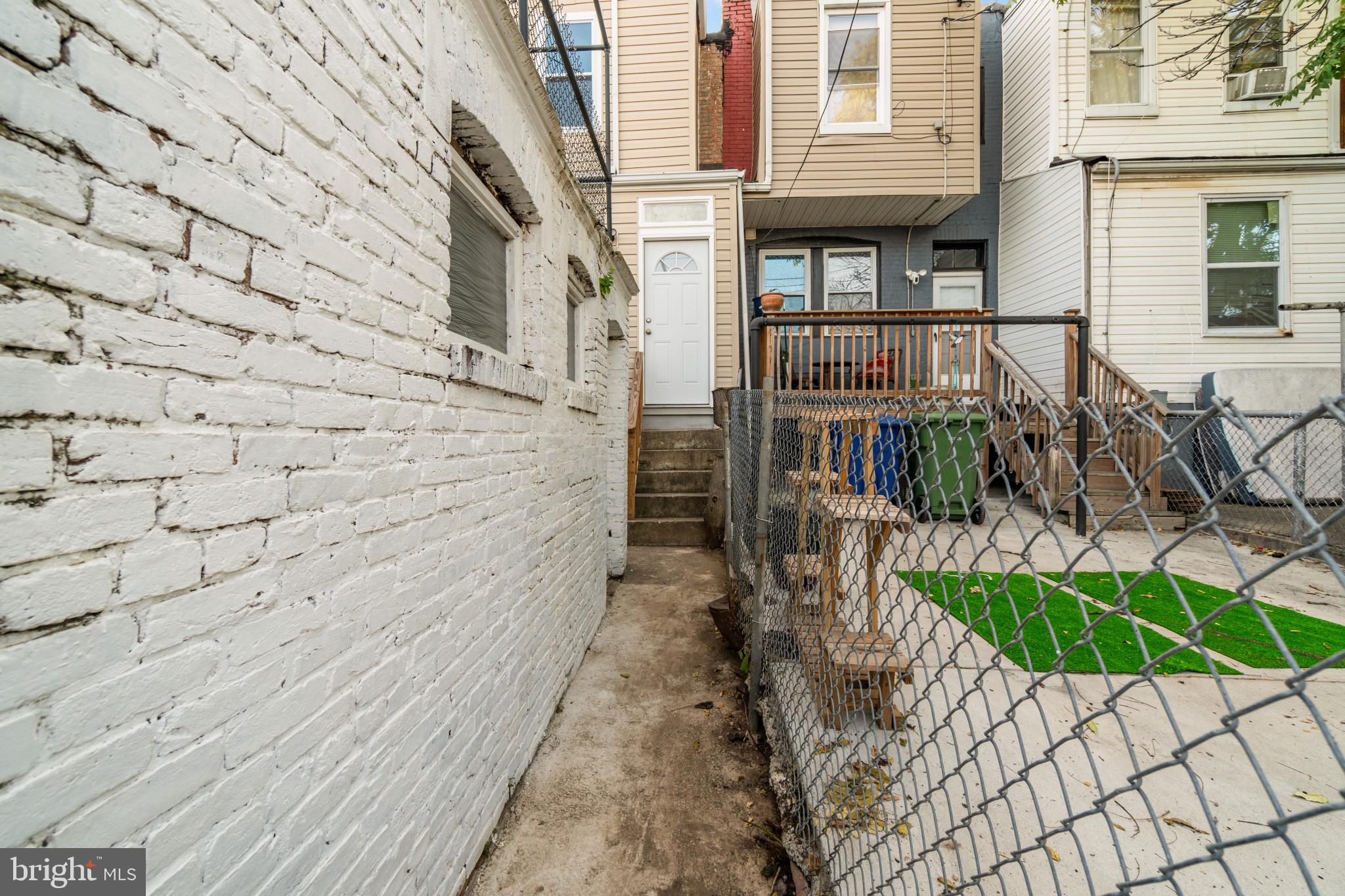 MCELDERRY PARK - Residential