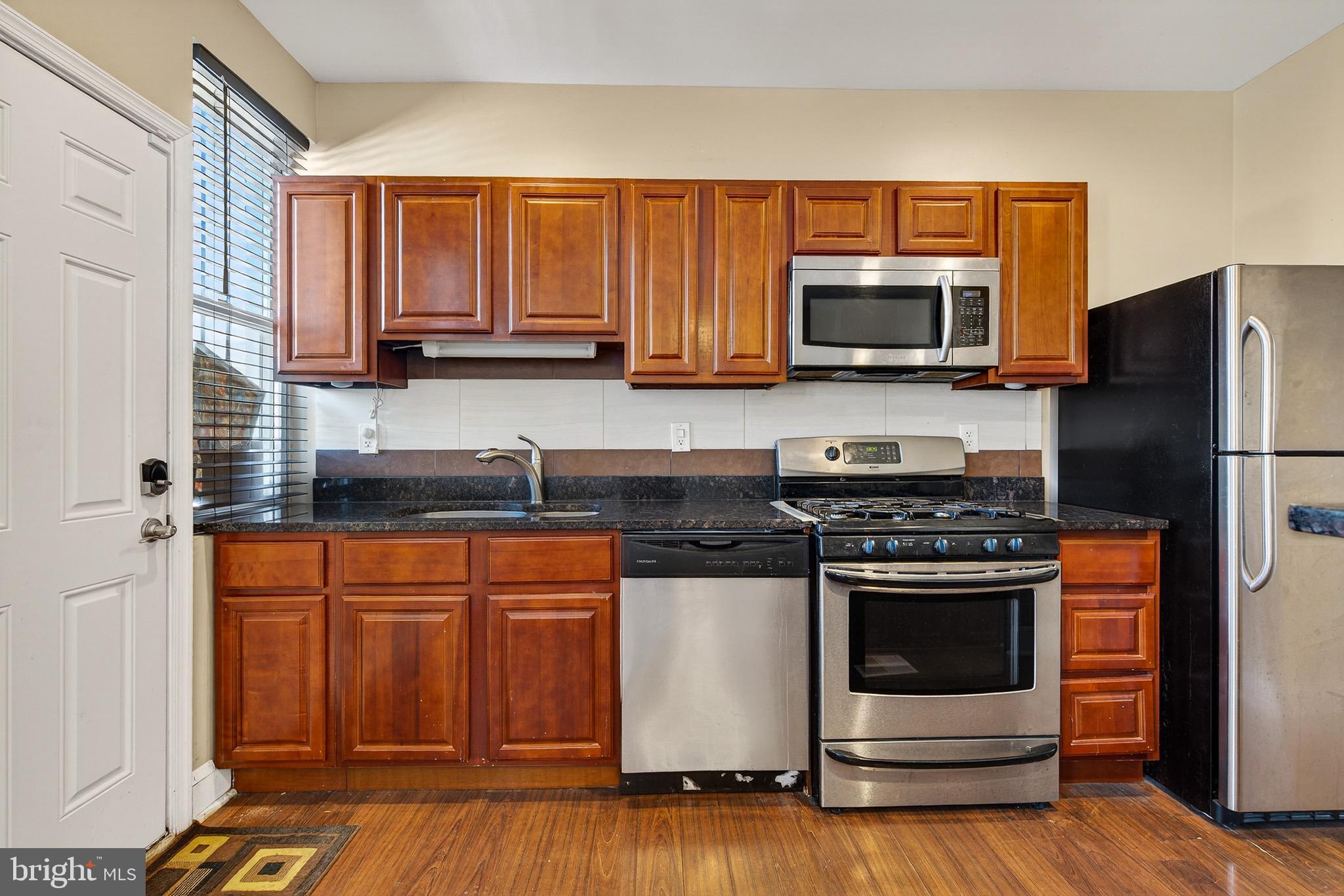 DOLFIELD - Residential