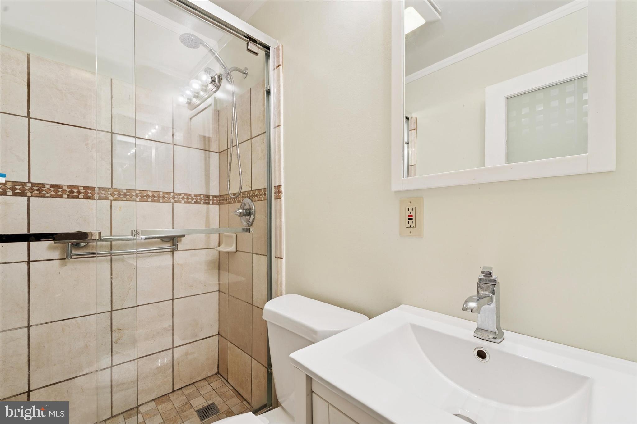 2440 CARPENTER STREET