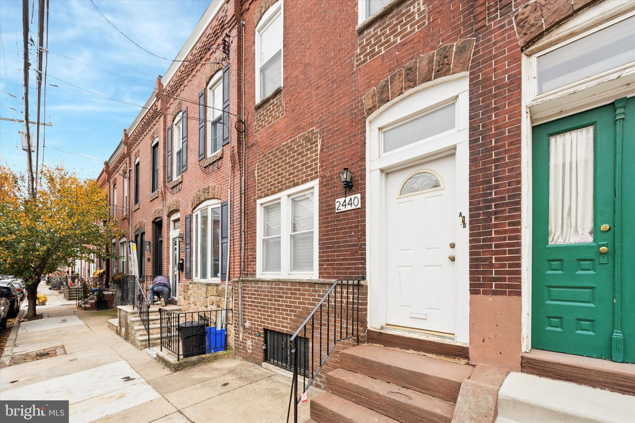 2440 CARPENTER STREET