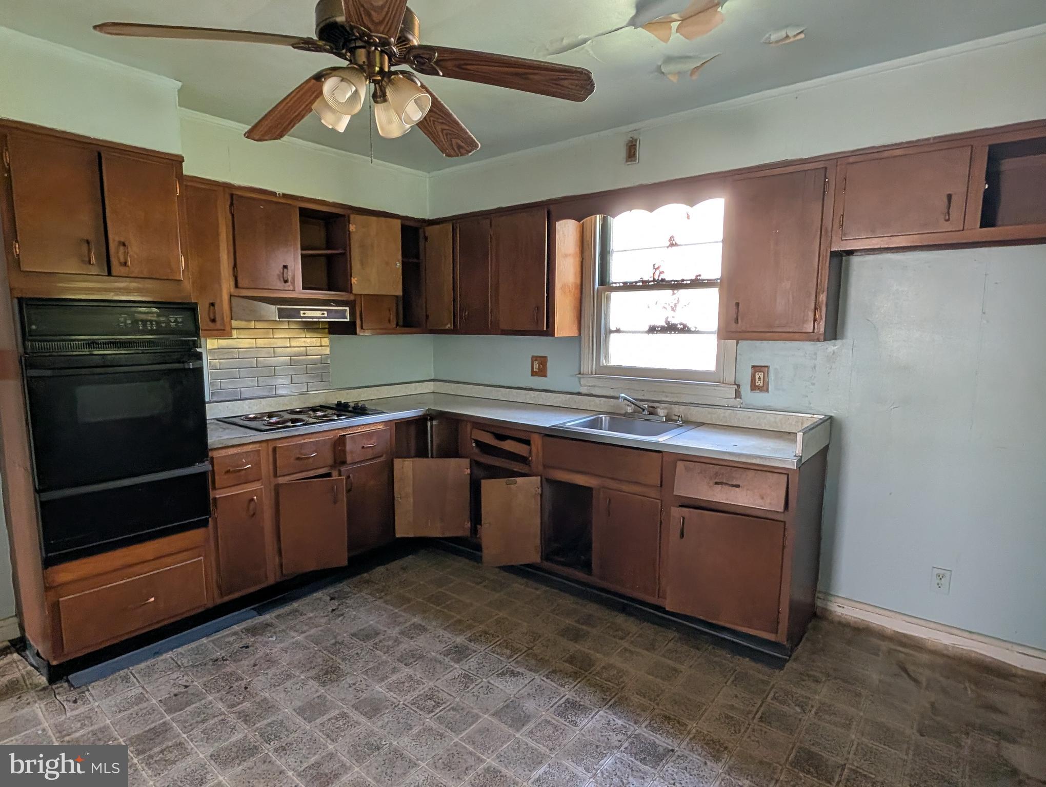 FRANKFORD - Residential