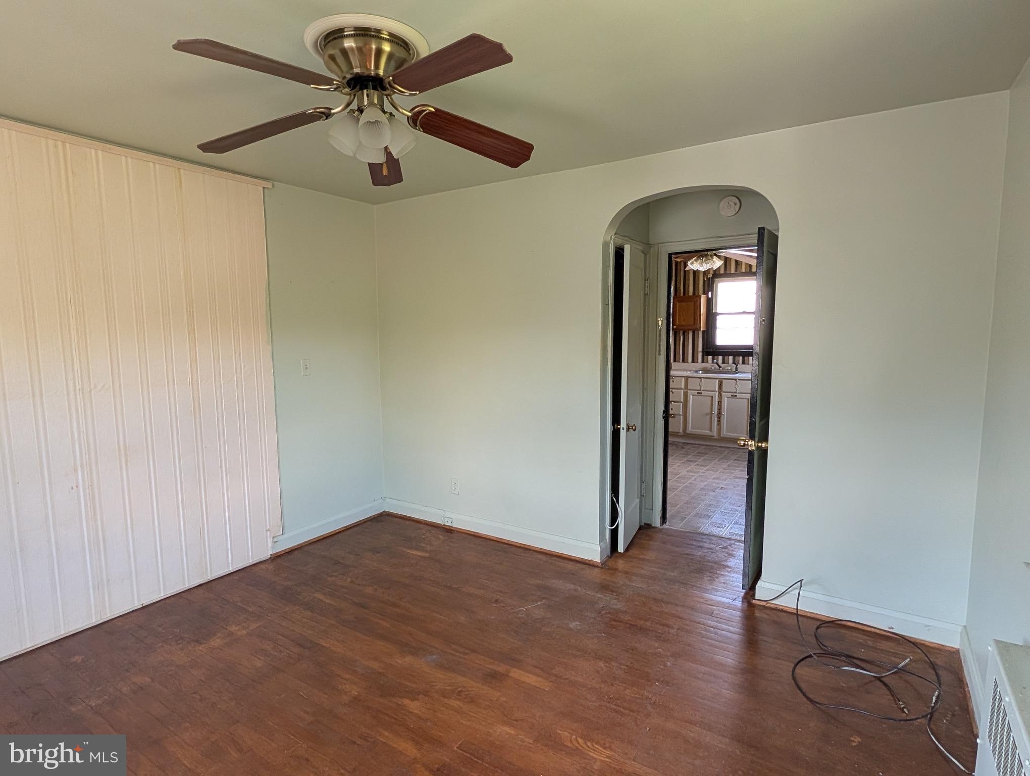 FRANKFORD - Residential