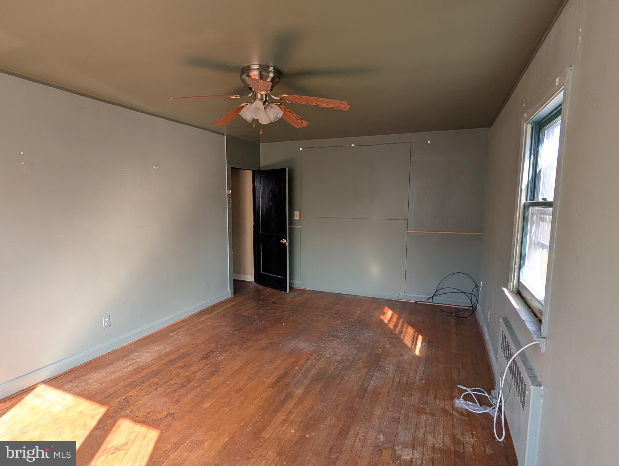 FRANKFORD - Residential