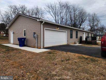 Homes For Rent - 235 Hickory Drive Dr<br/> CHAMBERSBURG, PA 17202