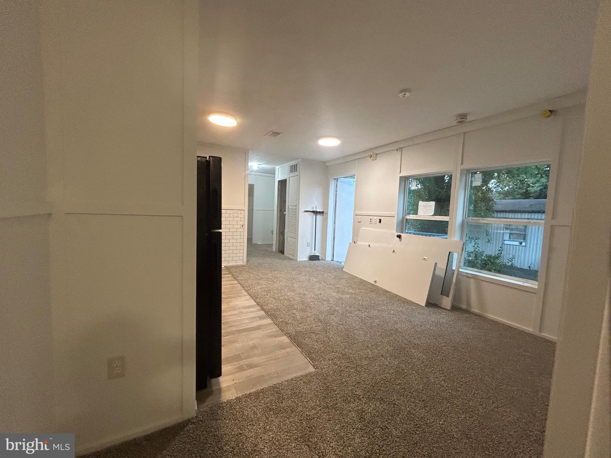 SILVER SPRING - Residential