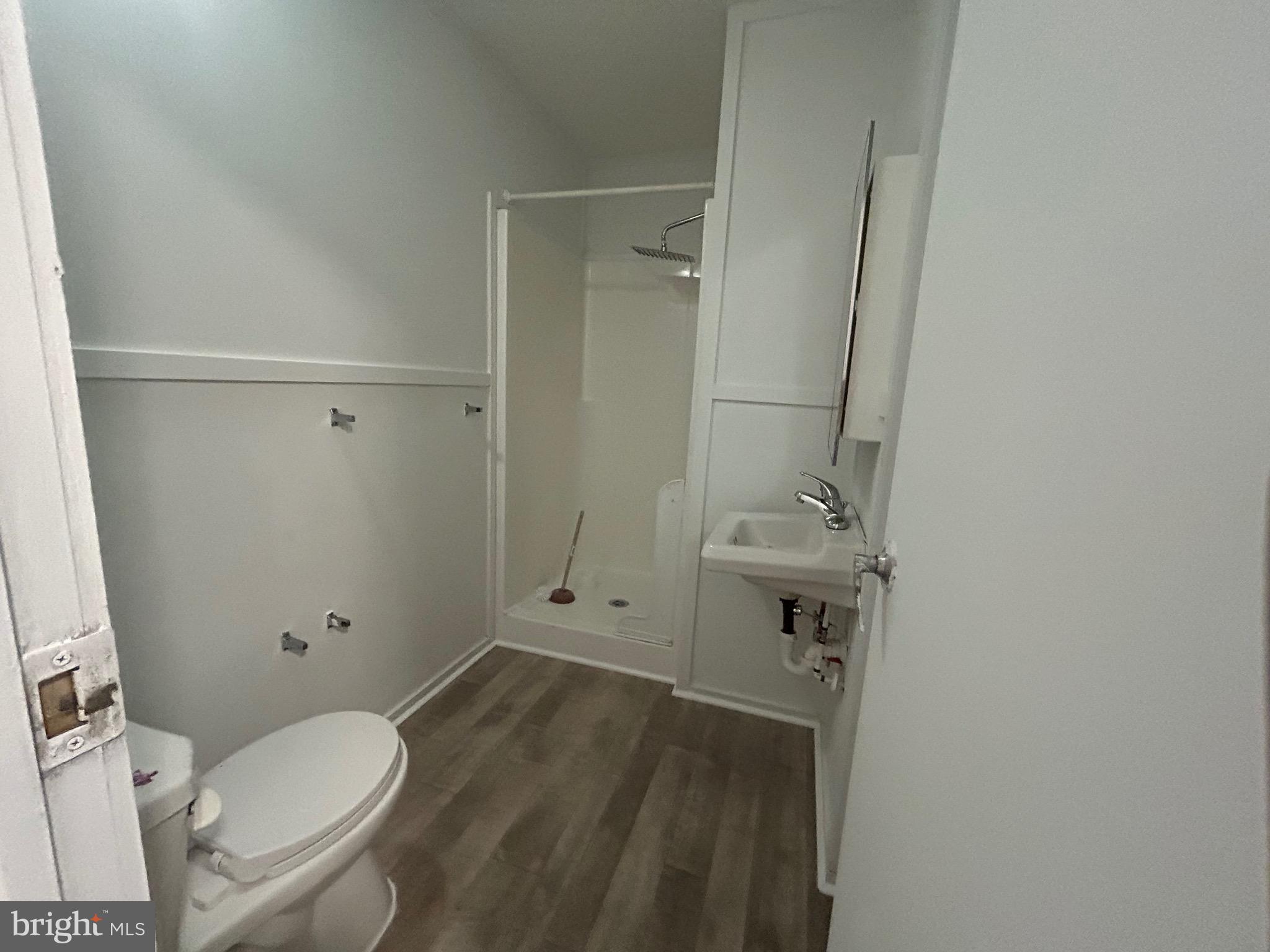 SILVER SPRING - Residential