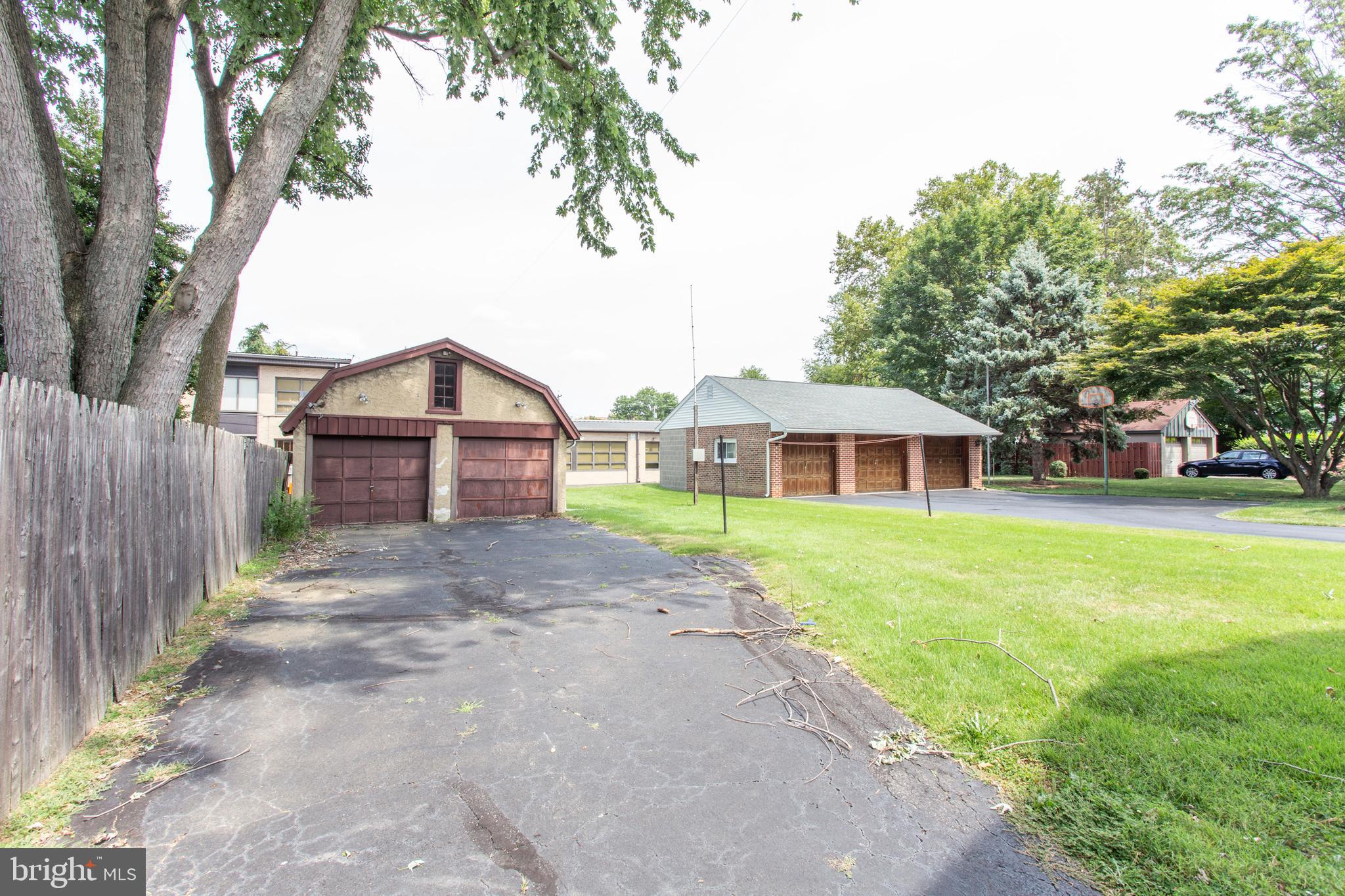 RIDLEY PARK - Residential