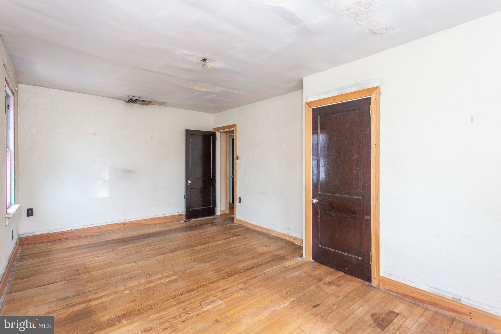 RIDLEY PARK - Residential