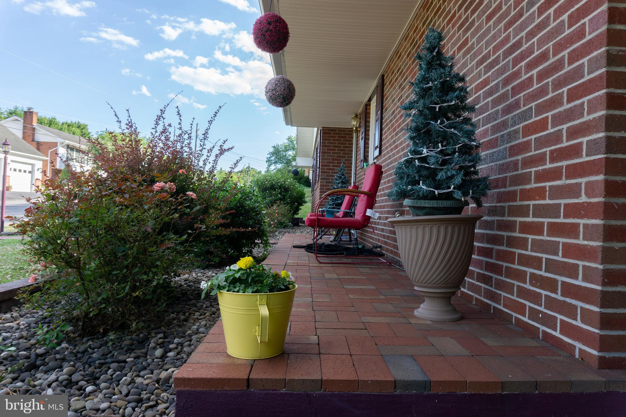 VALLEY VIEW - Residential