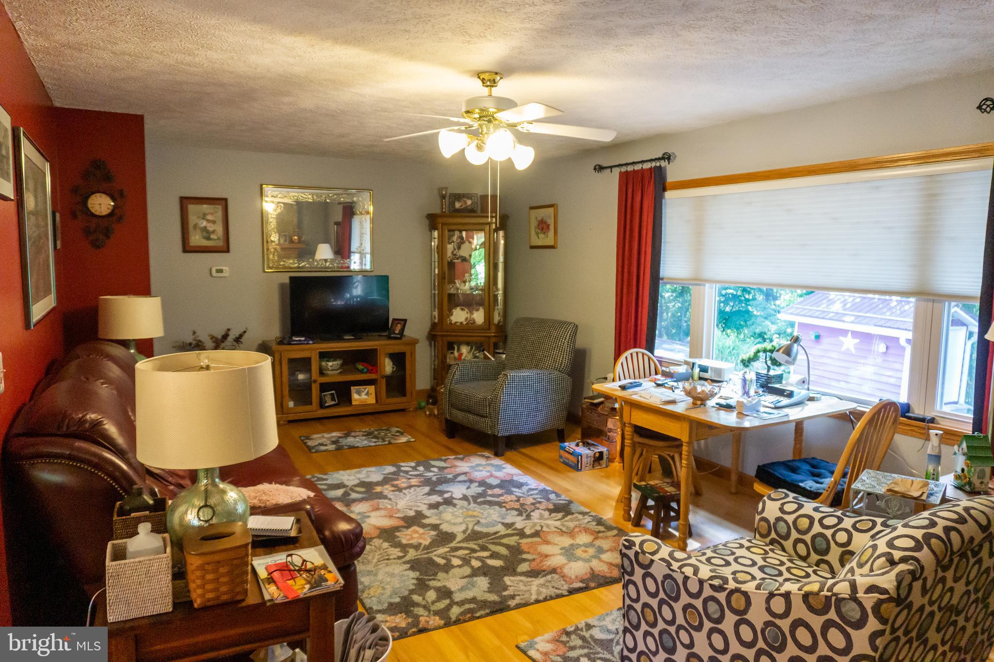 VALLEY VIEW - Residential