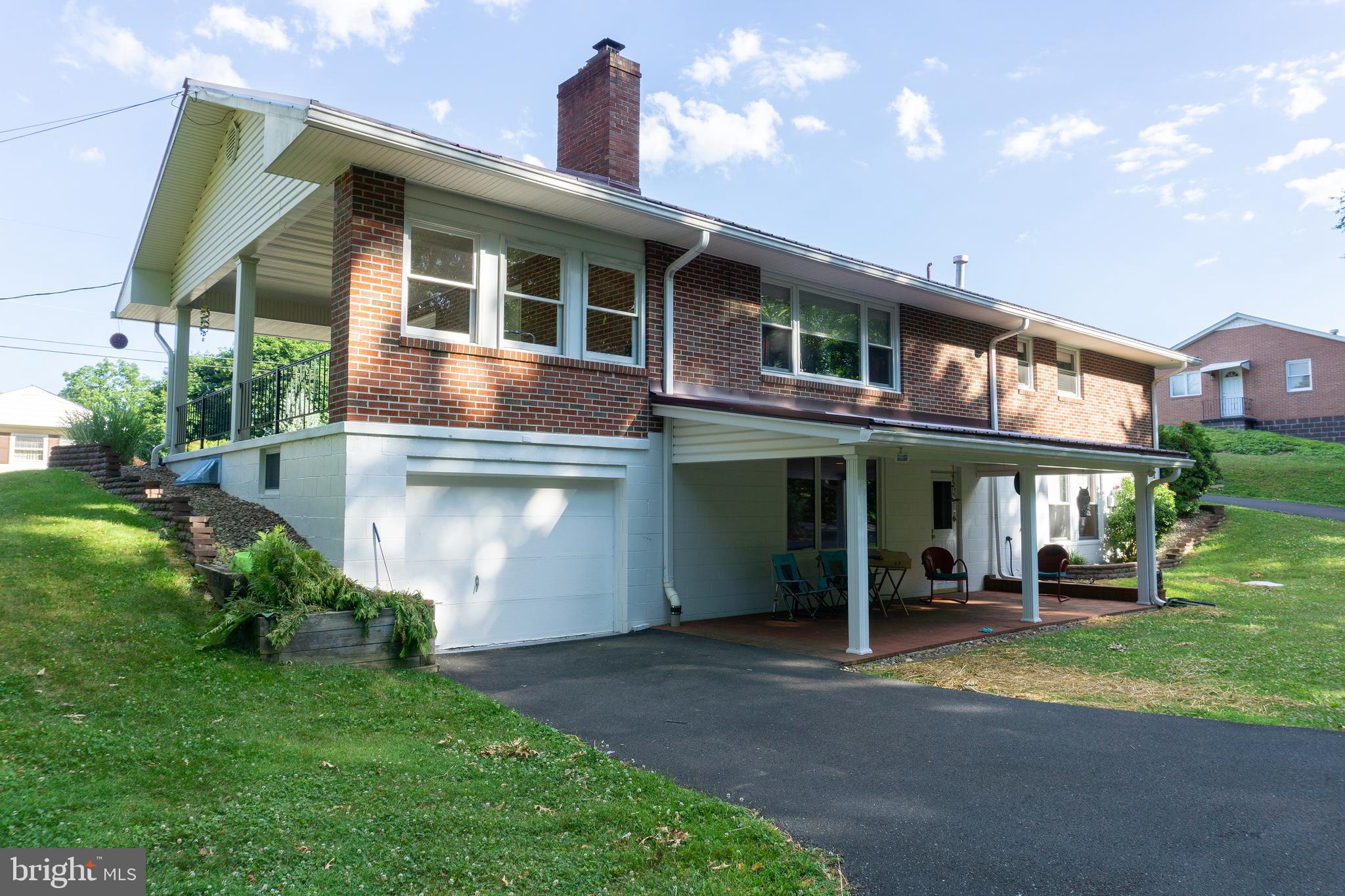 VALLEY VIEW - Residential