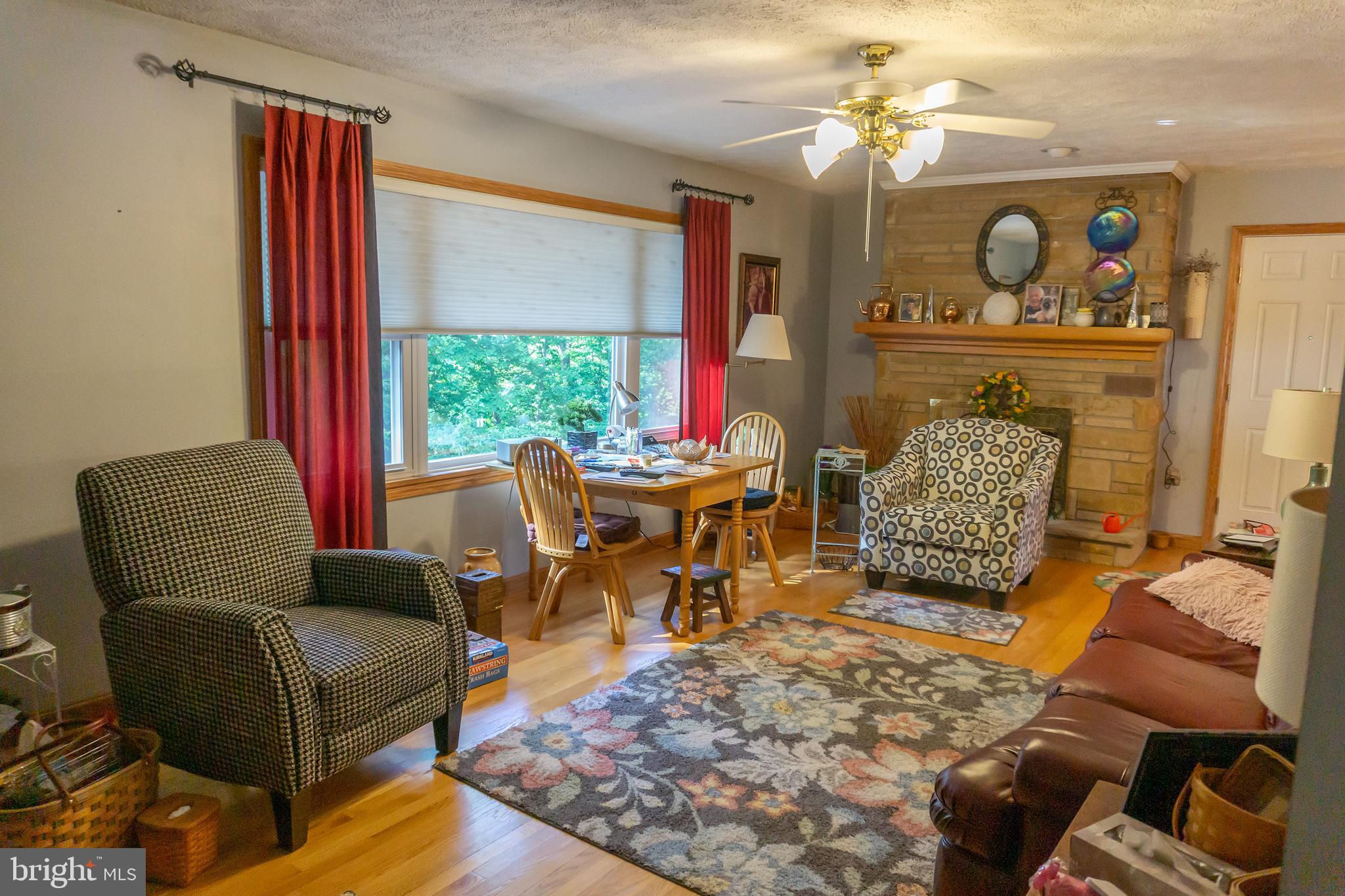 VALLEY VIEW - Residential