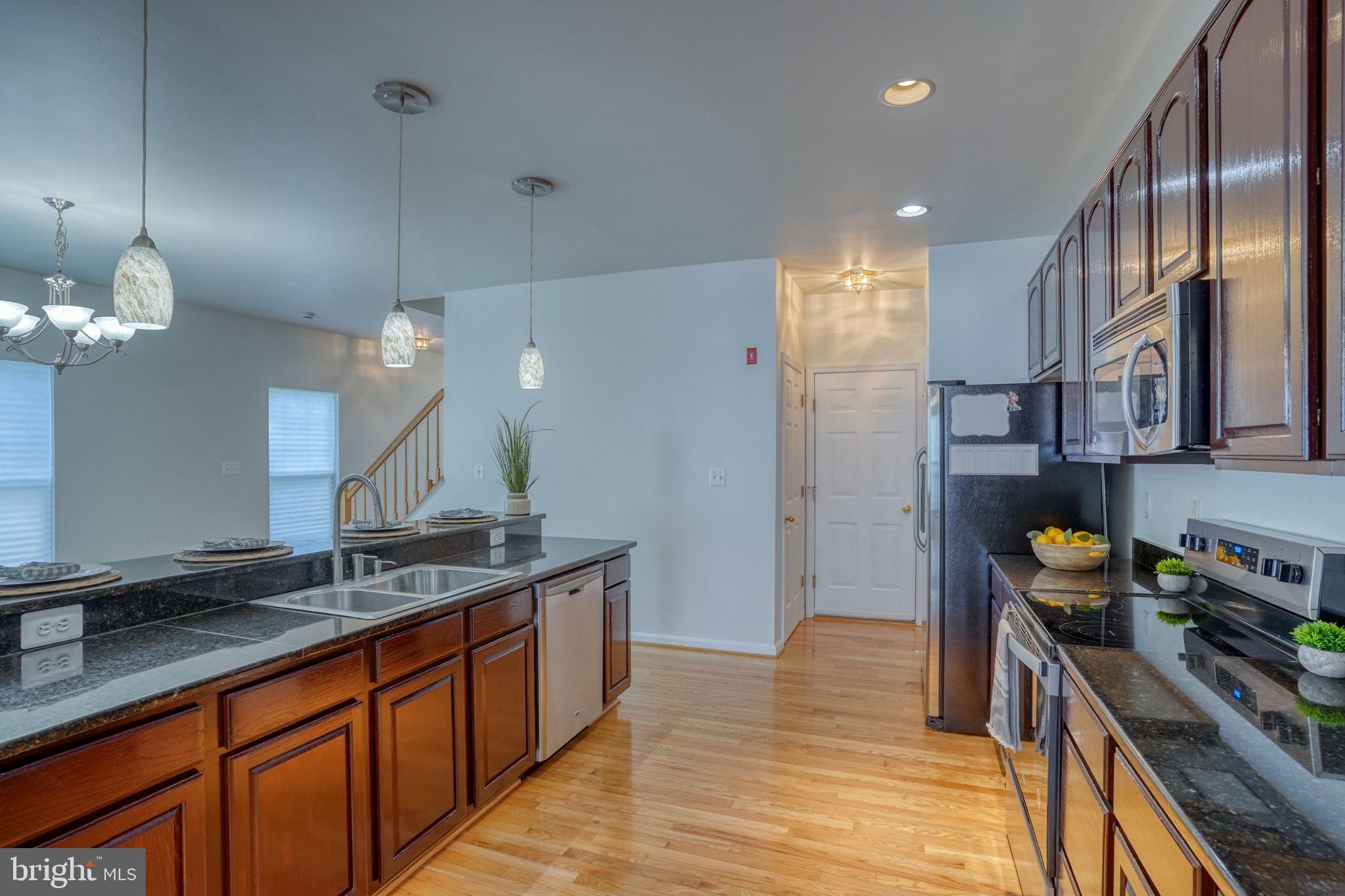 SHEPHERD VILLAGE - Residential