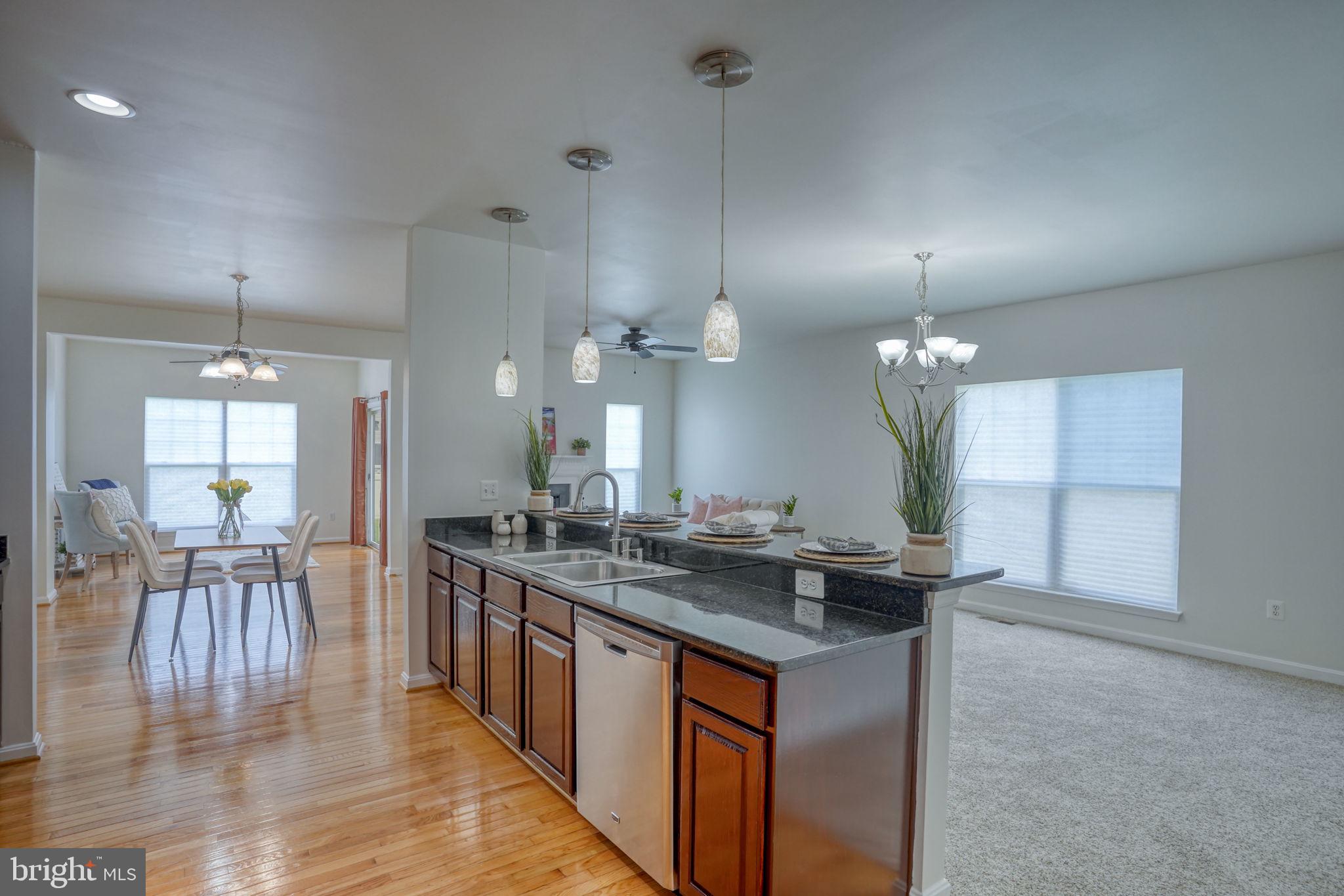 SHEPHERD VILLAGE - Residential