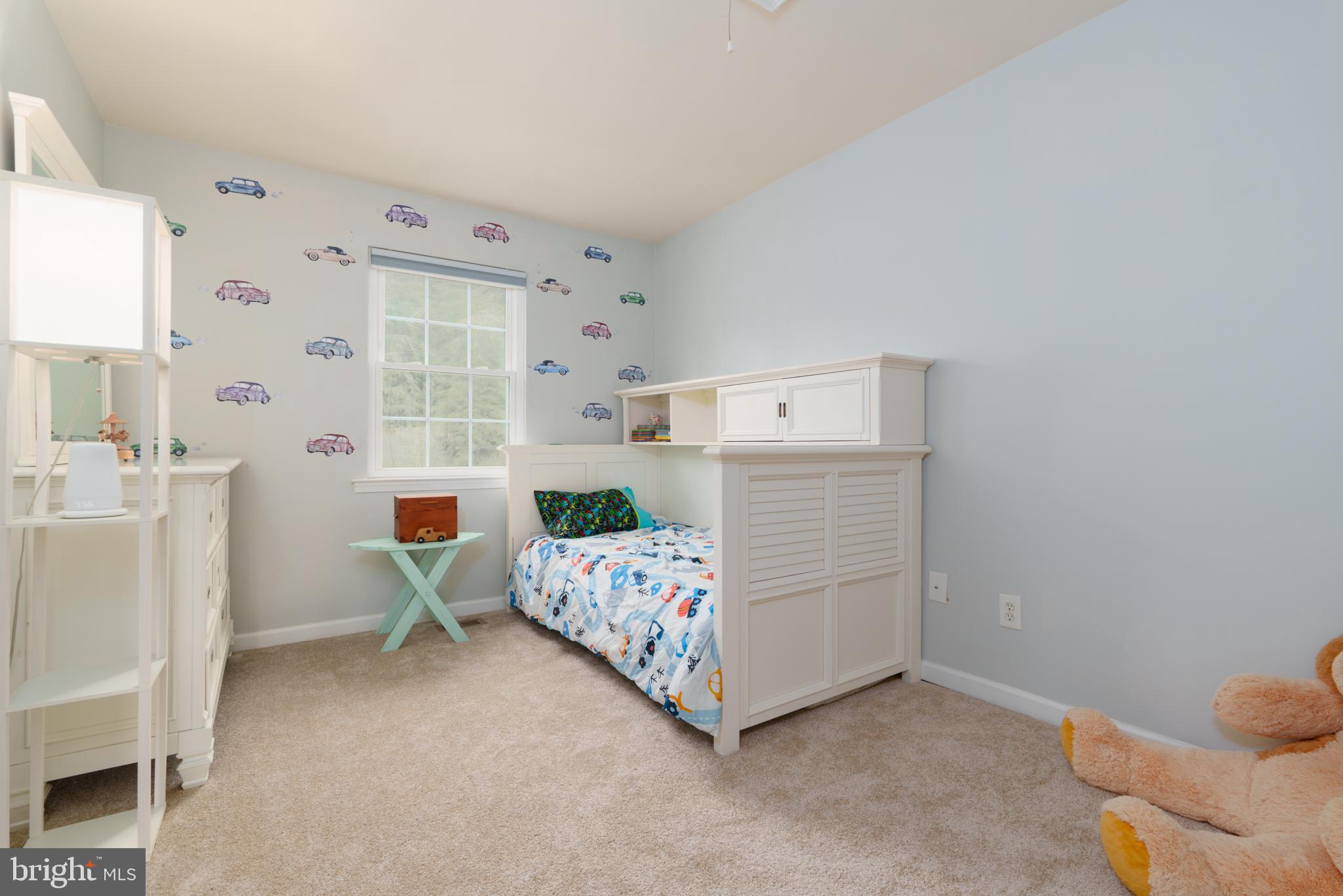 COVENTRY VILLAGE - Residential