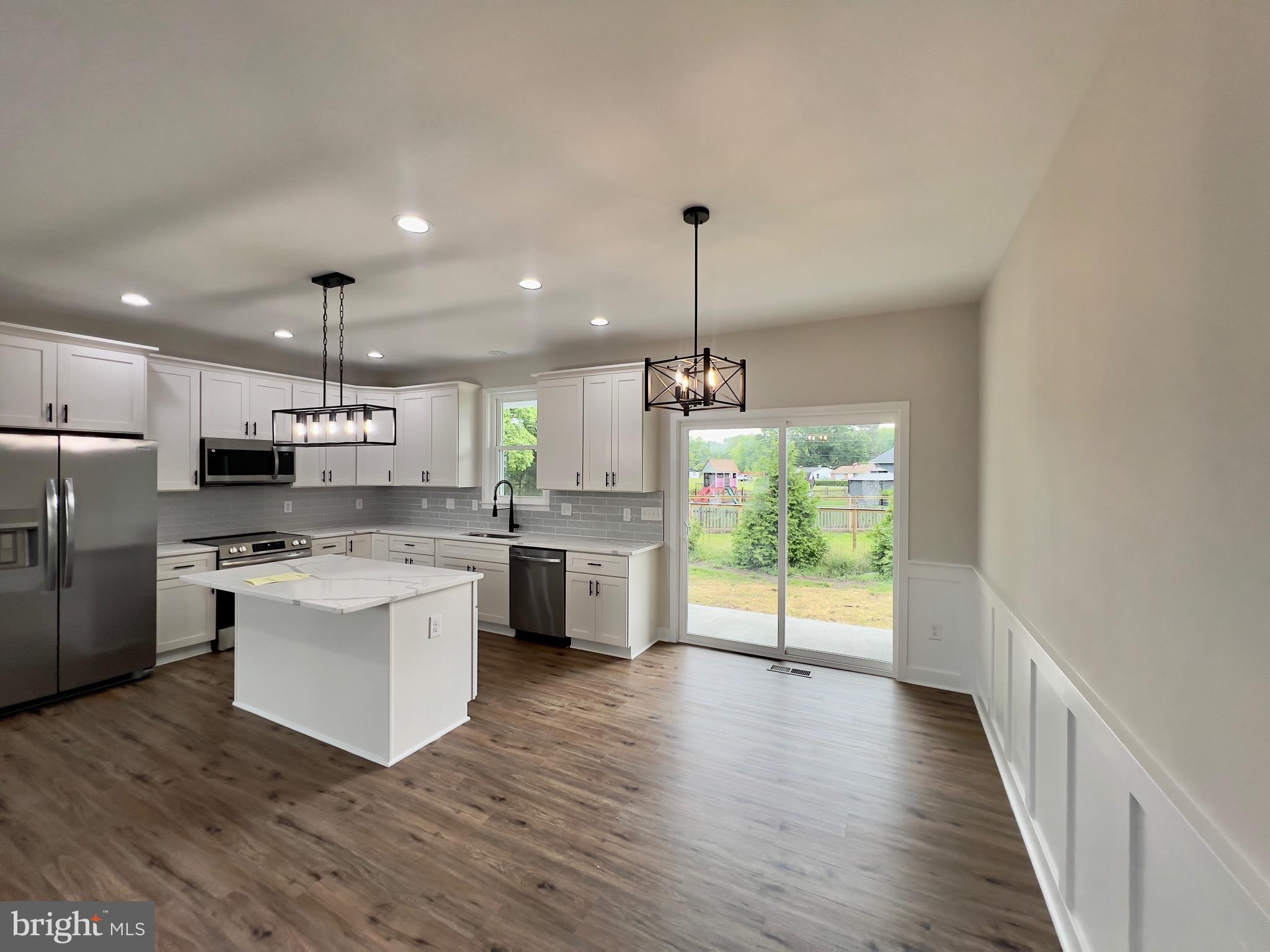 EBB TIDE BEACH - Residential