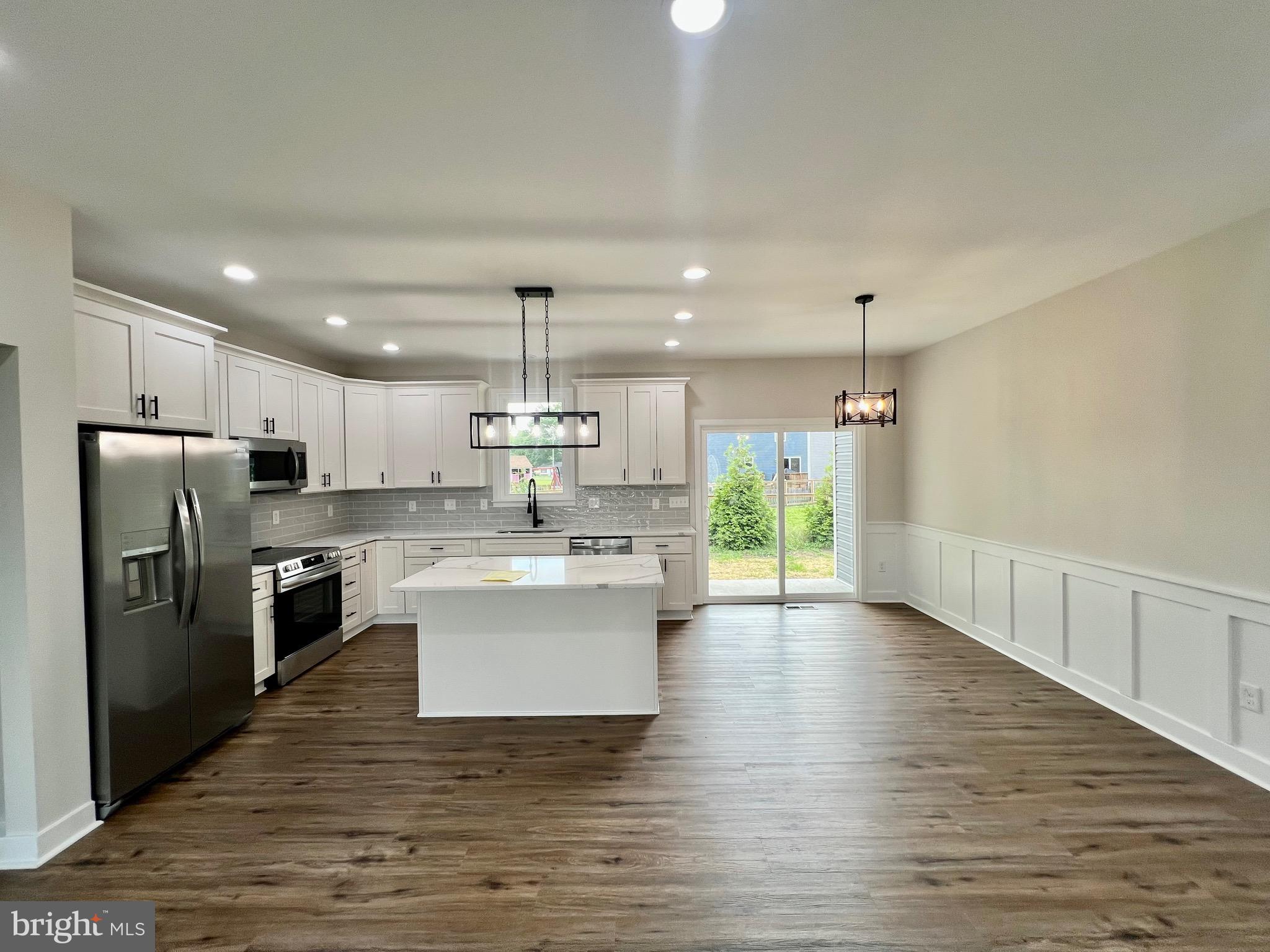 EBB TIDE BEACH - Residential