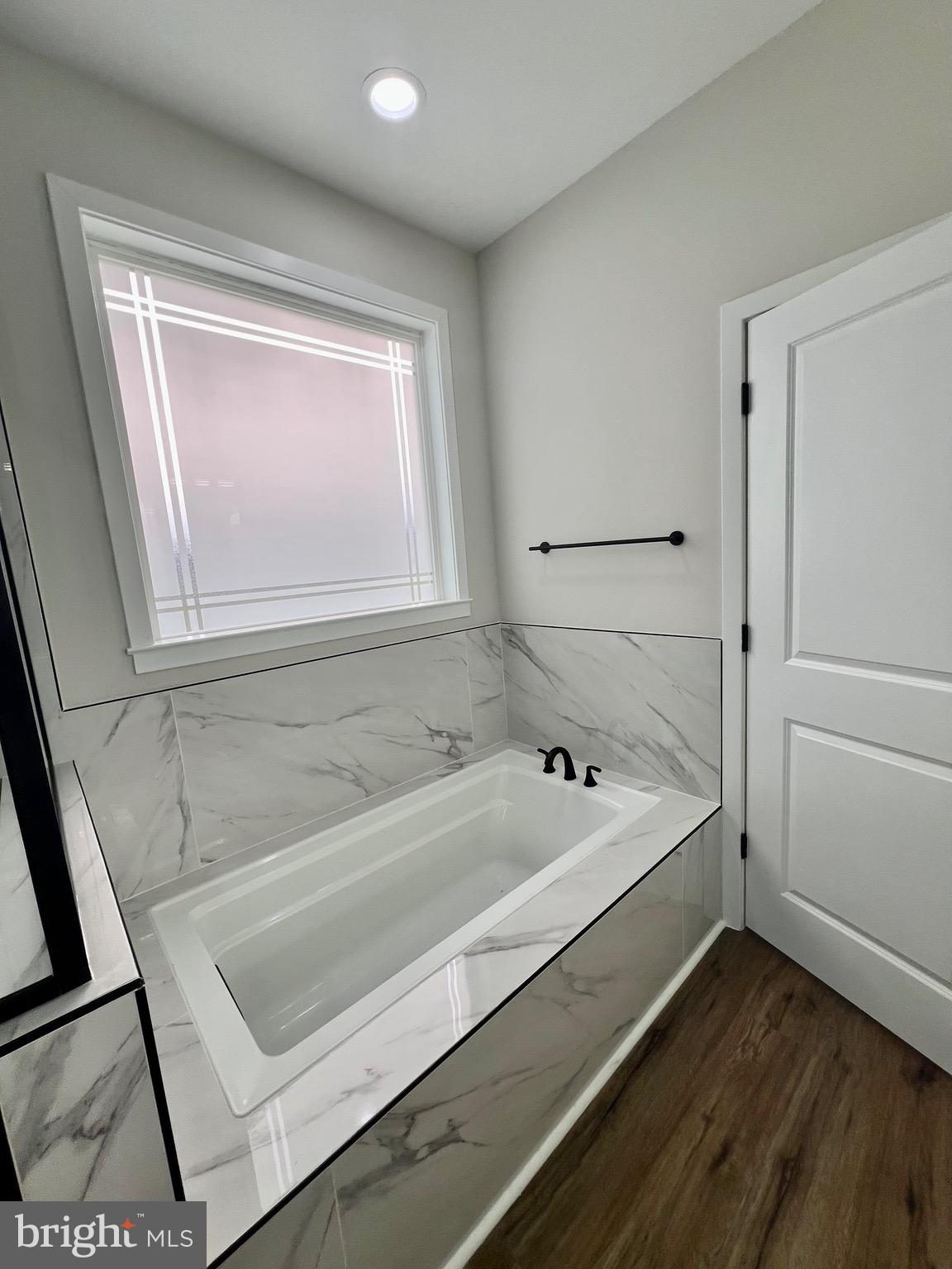 EBB TIDE BEACH - Residential