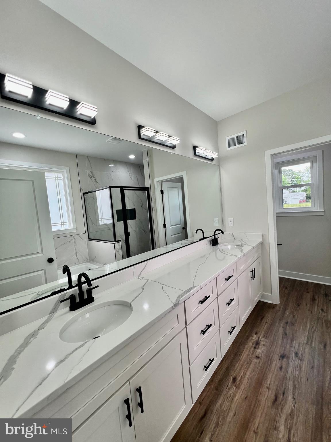 EBB TIDE BEACH - Residential