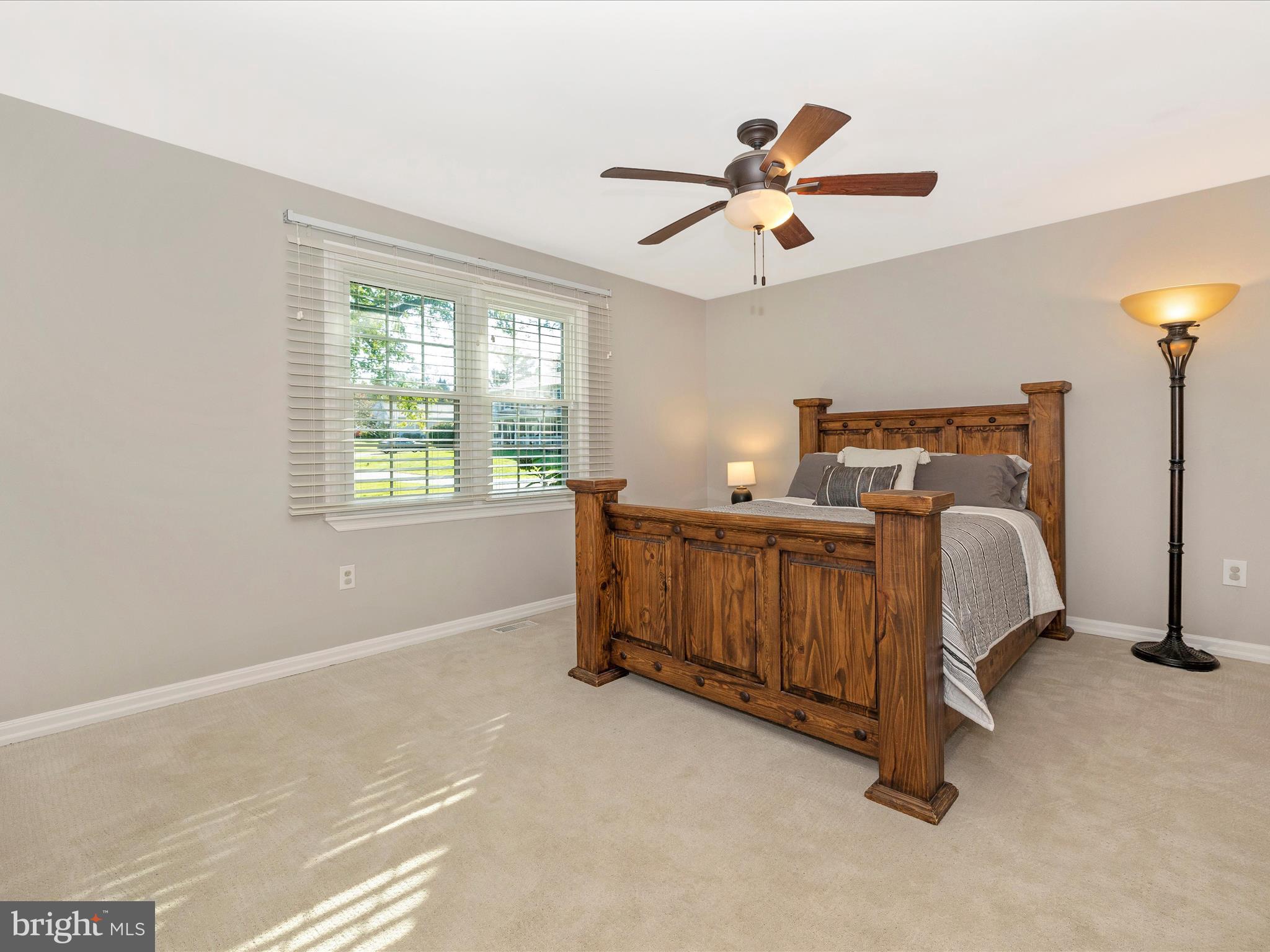 FOUNTAINDALE SOUTH - Residential