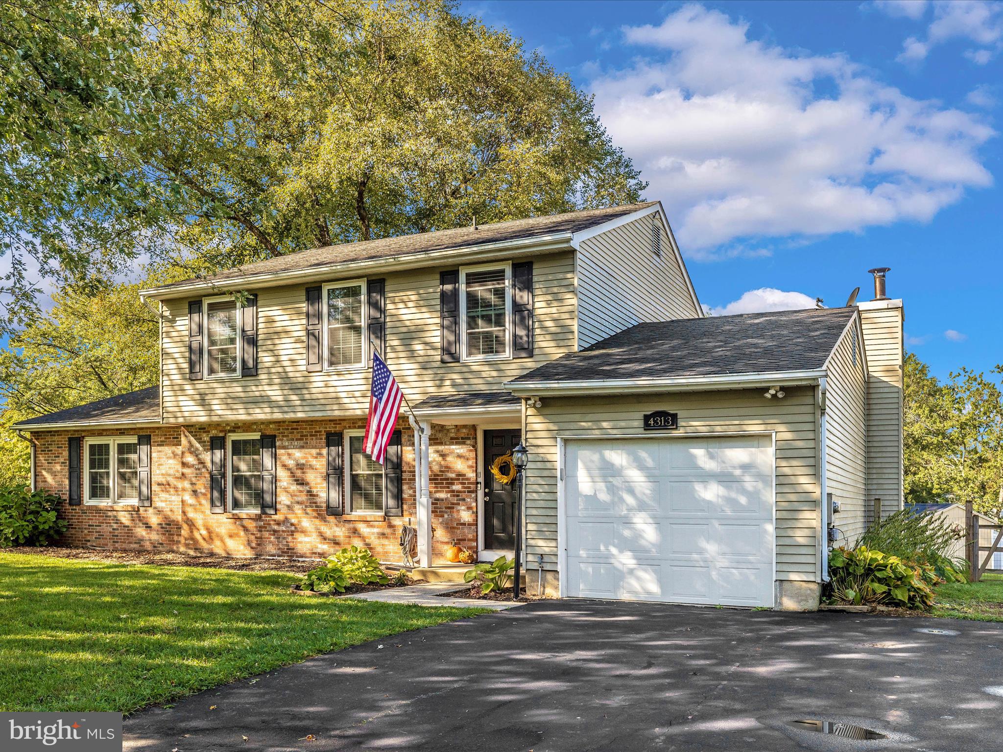 FOUNTAINDALE SOUTH - Residential