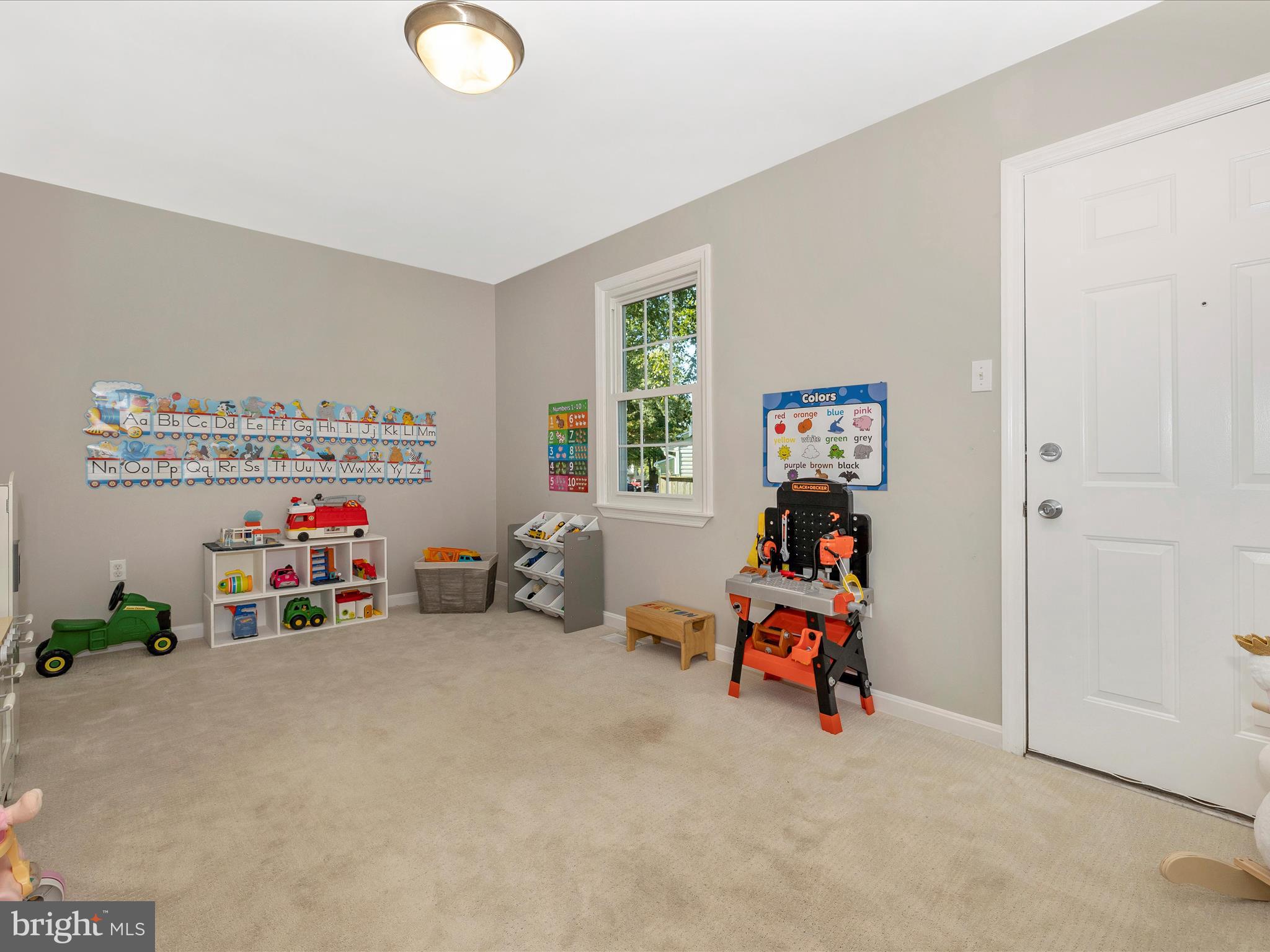 FOUNTAINDALE SOUTH - Residential