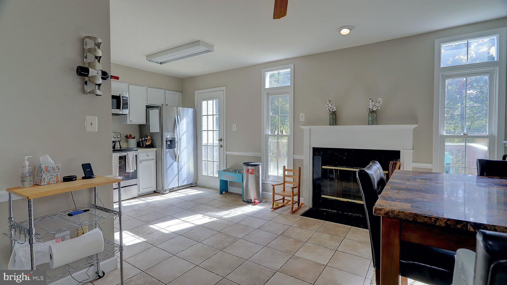 COMPTON VALLEY ESTATES - Residential