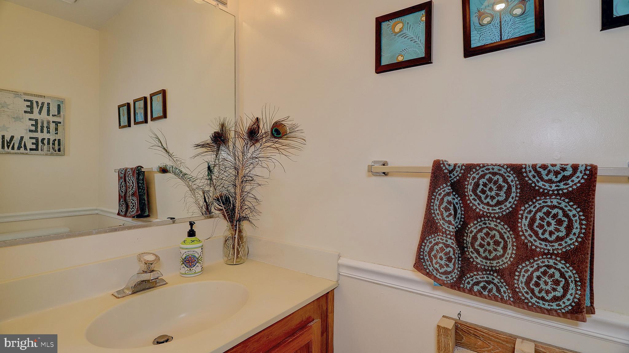 COMPTON VALLEY ESTATES - Residential