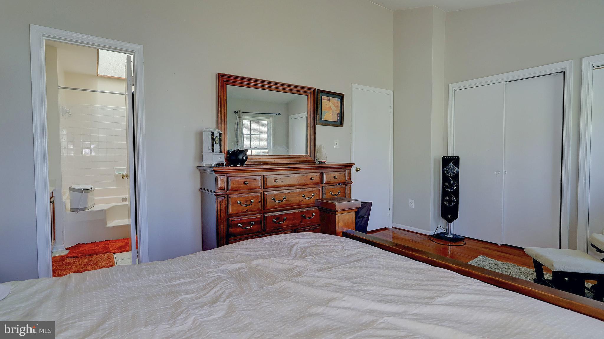 COMPTON VALLEY ESTATES - Residential