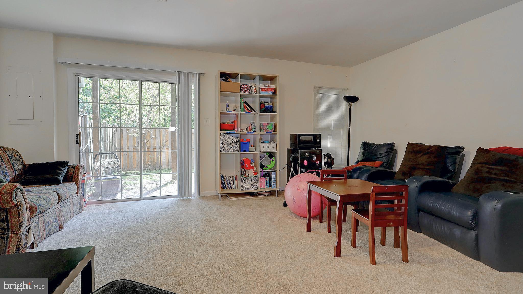 COMPTON VALLEY ESTATES - Residential