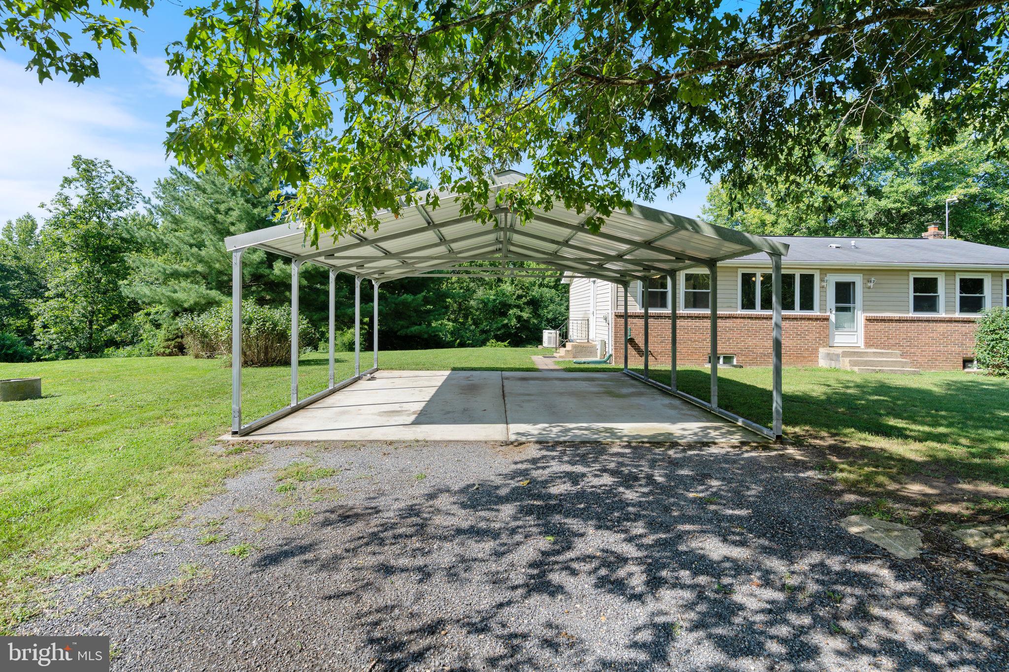 7145 HILLBILLY PLACE